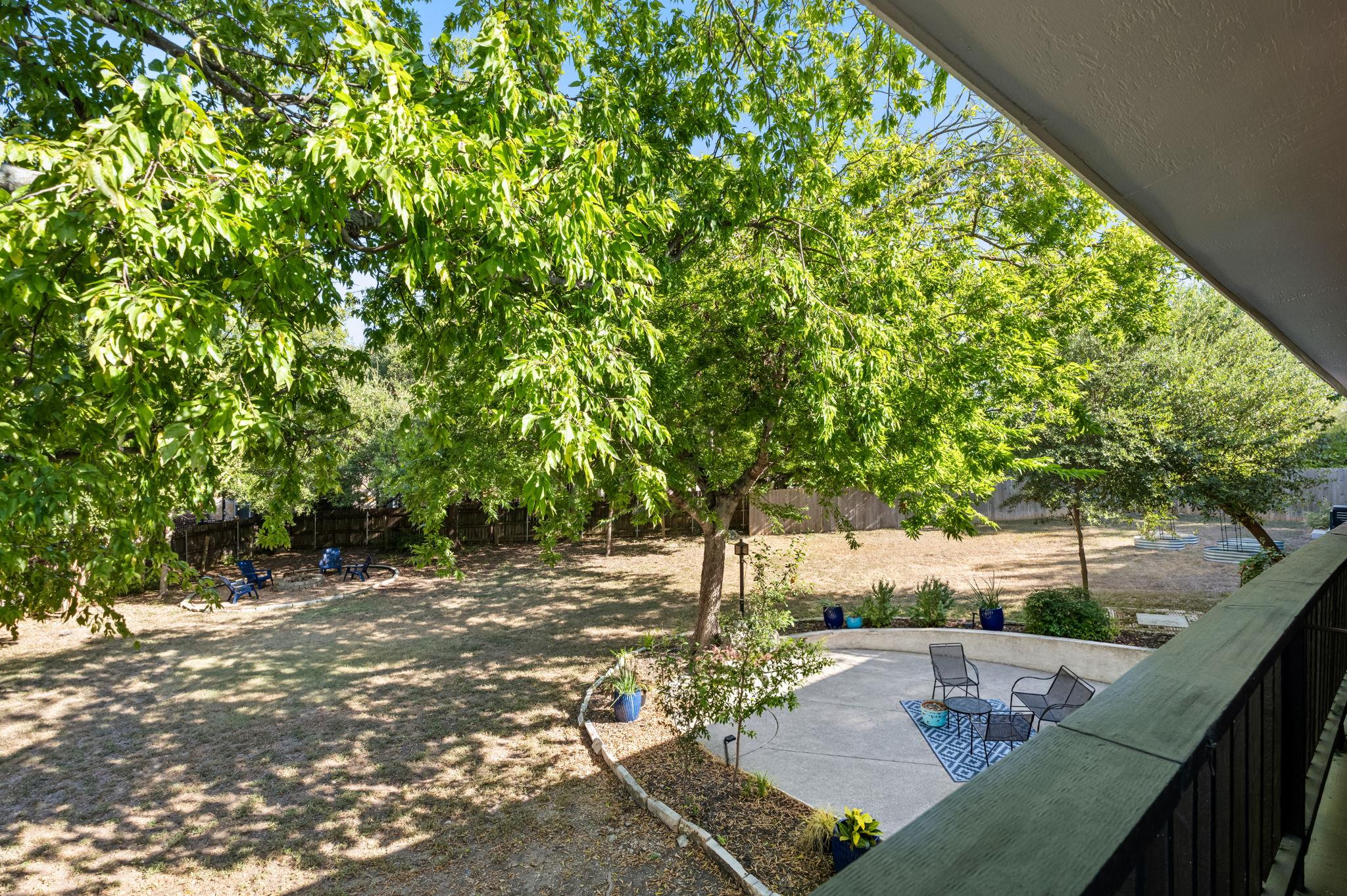 1712 McCoy PL