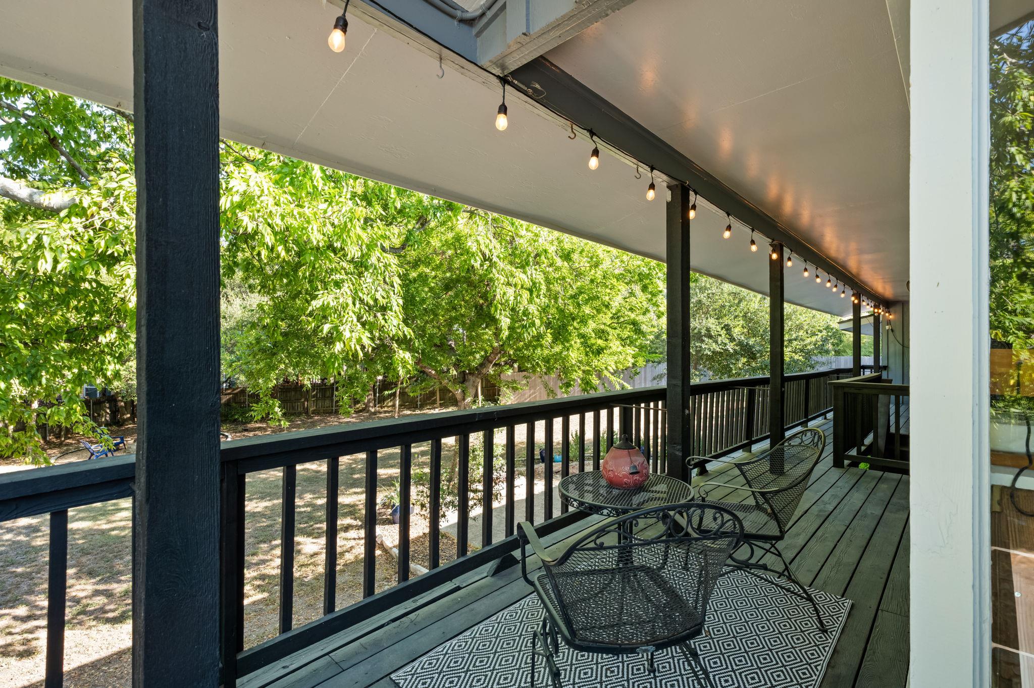 1712 McCoy PL