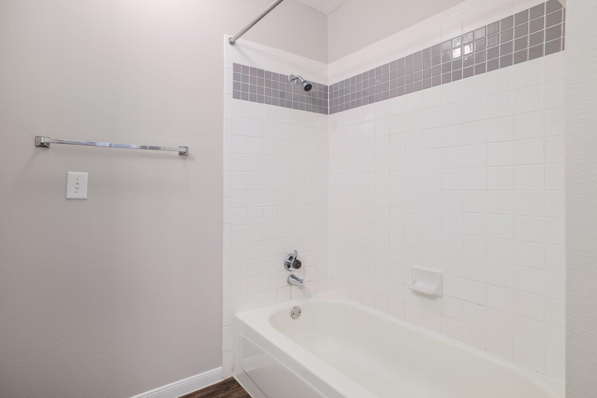 6000 Shepherd Mountain CV # 1711