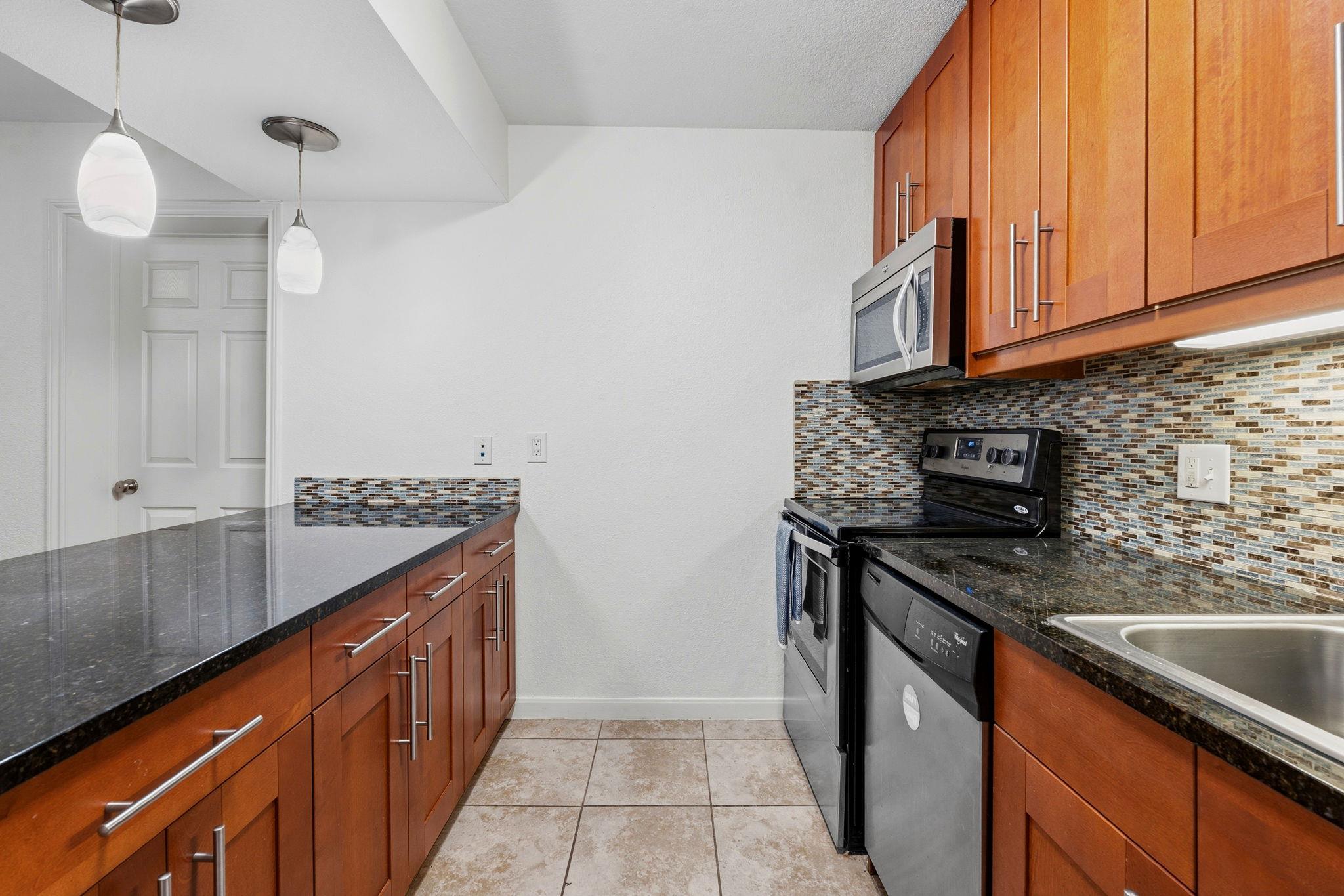 7685 Northcross DR # 1121