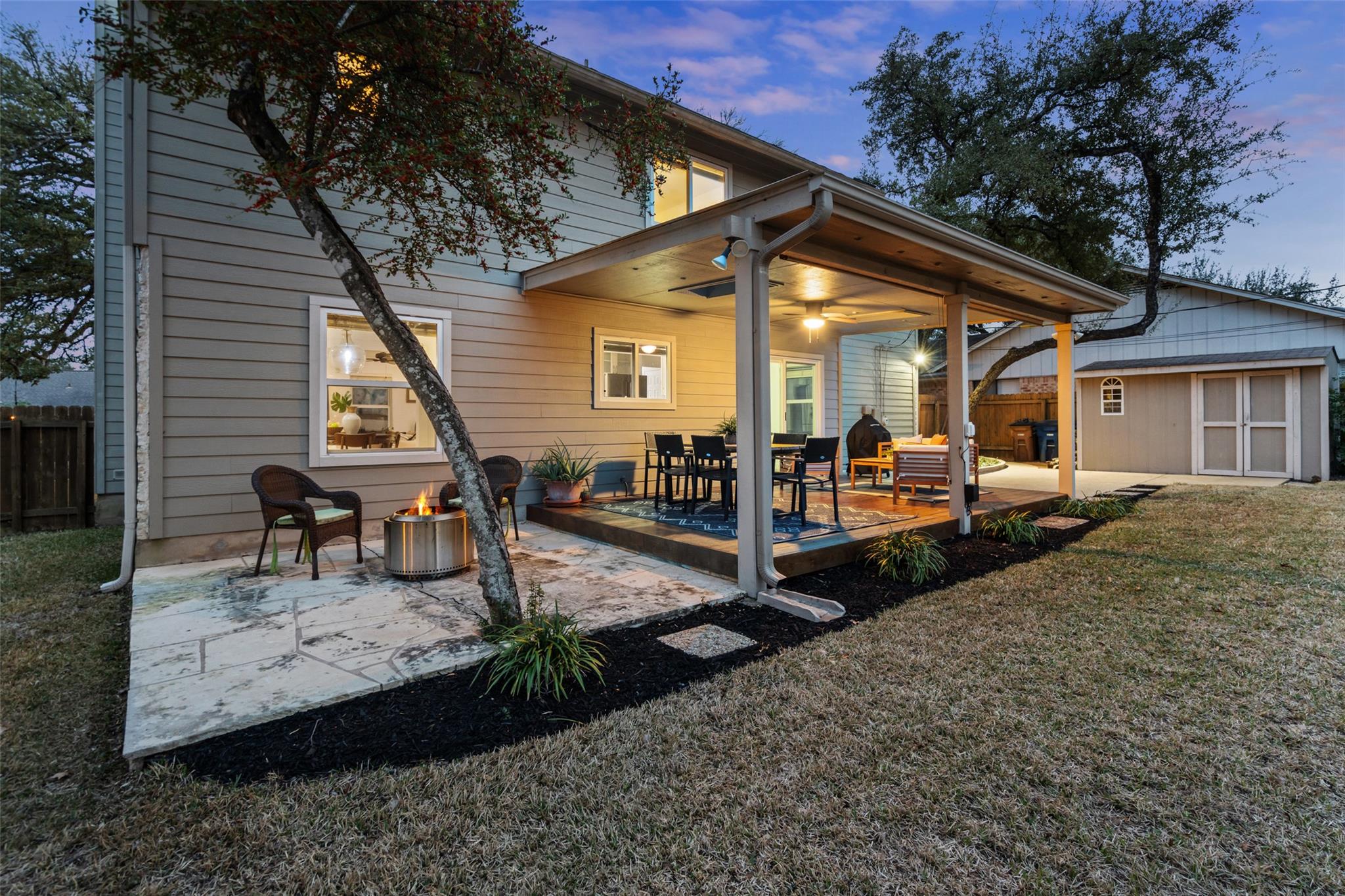 6523 Heron DR