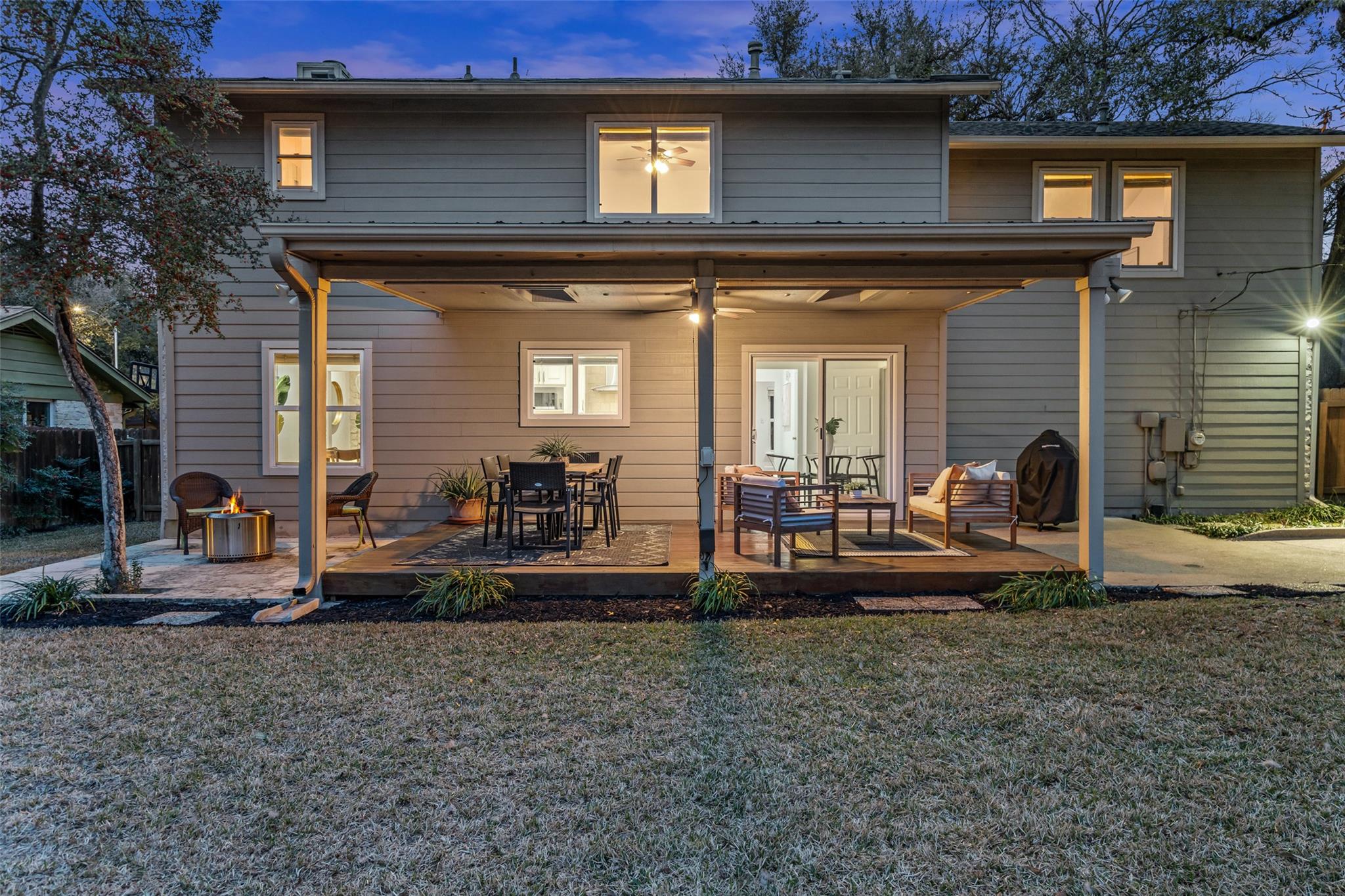 6523 Heron DR
