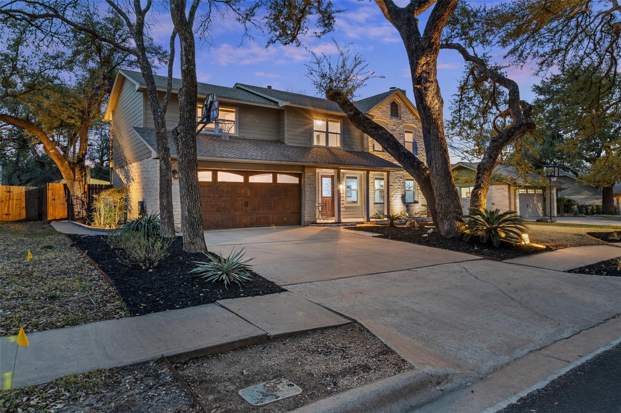 6523 Heron DR