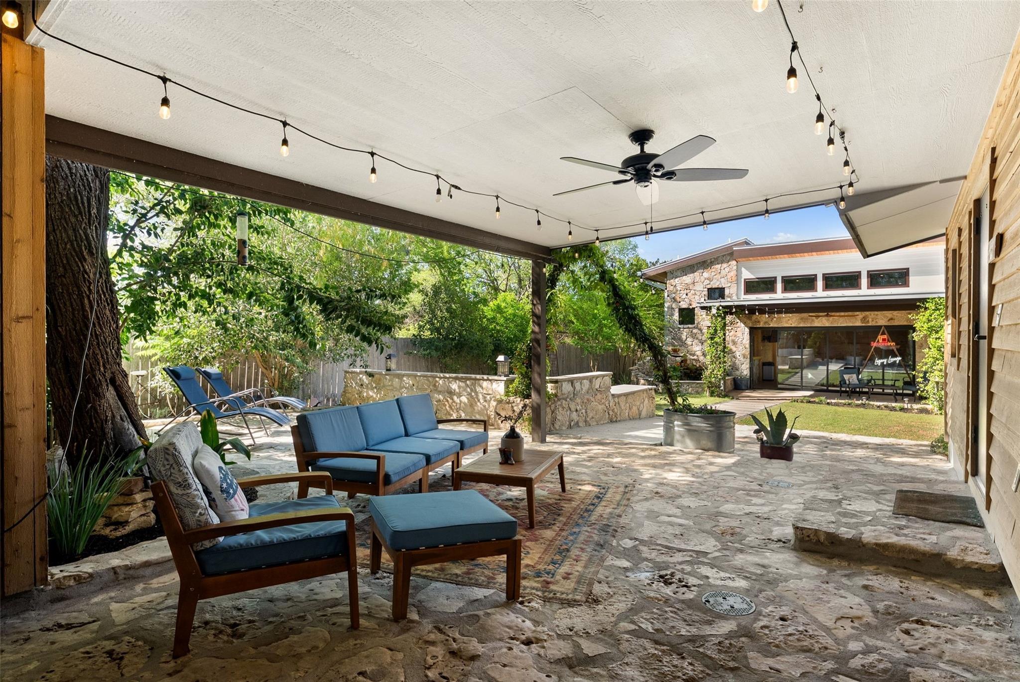 110 Oak DR