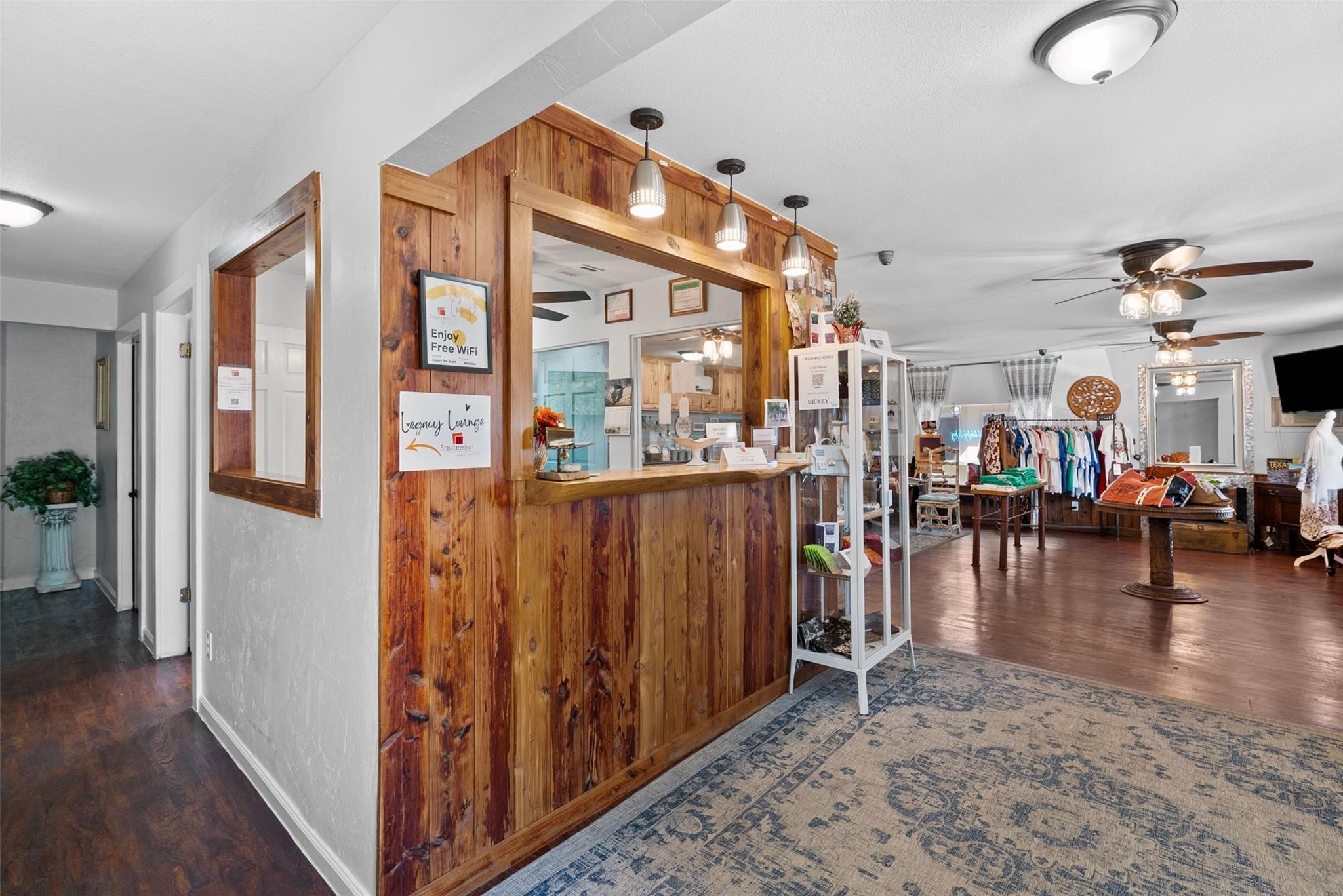 110 Oak DR
