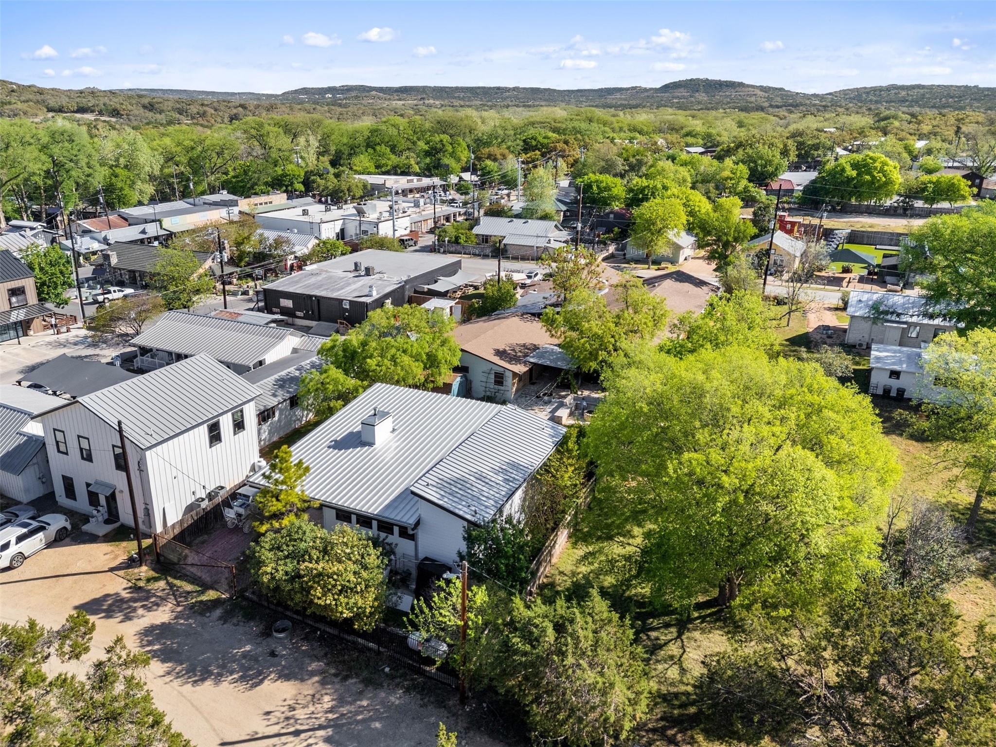 110 Oak DR