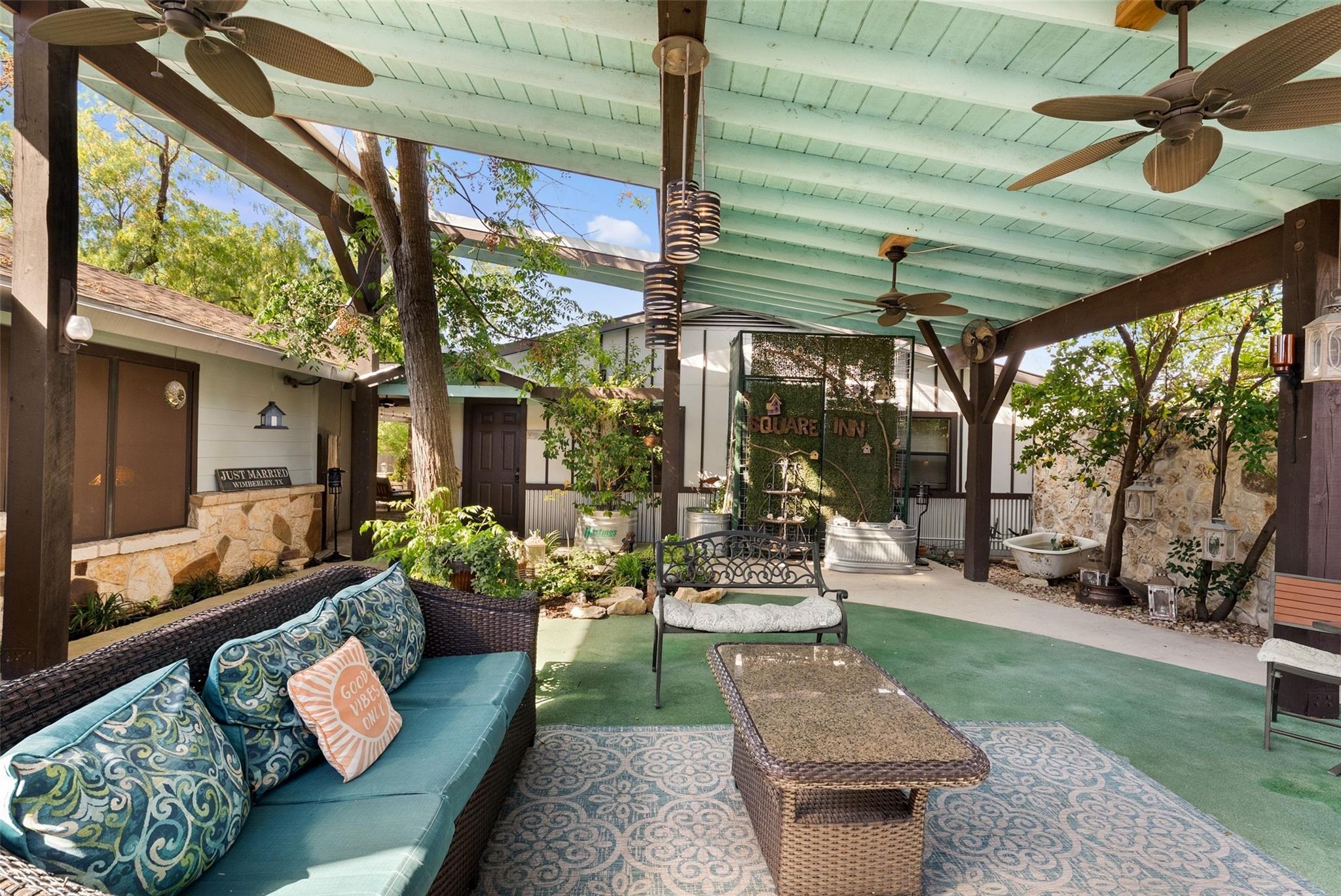 110 Oak DR