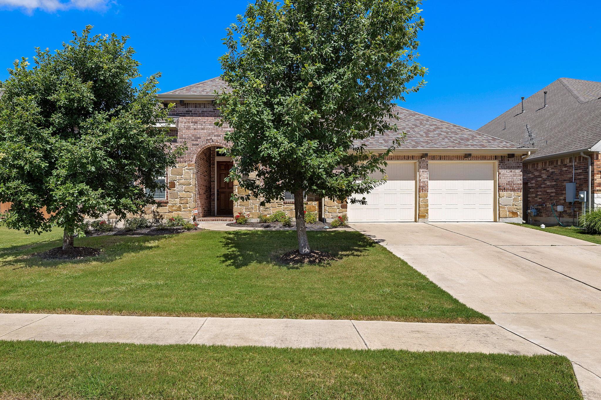 305 Miracle Rose WAY