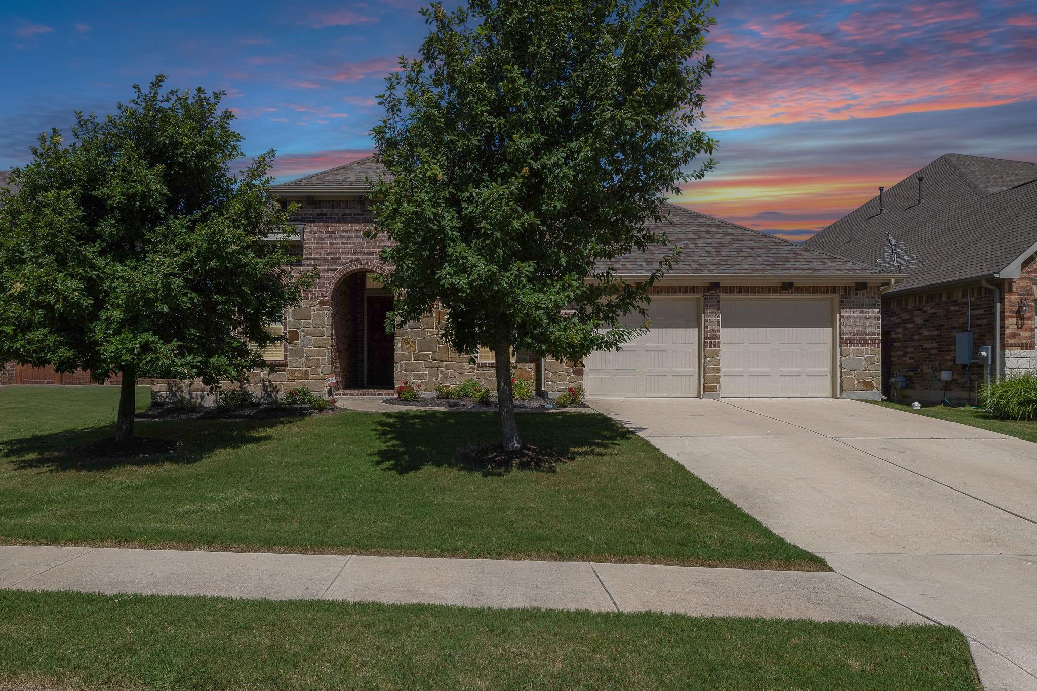 305 Miracle Rose WAY