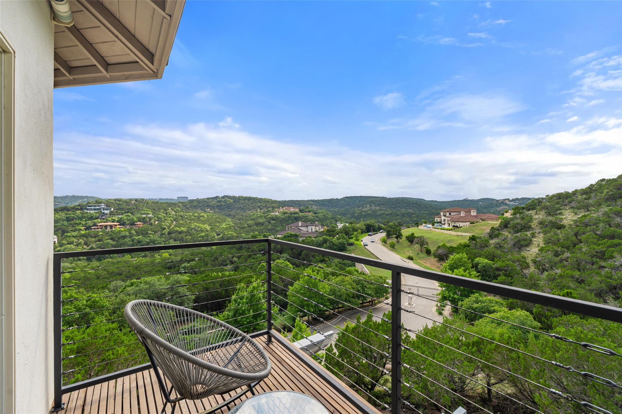 5312 Scenic View DR