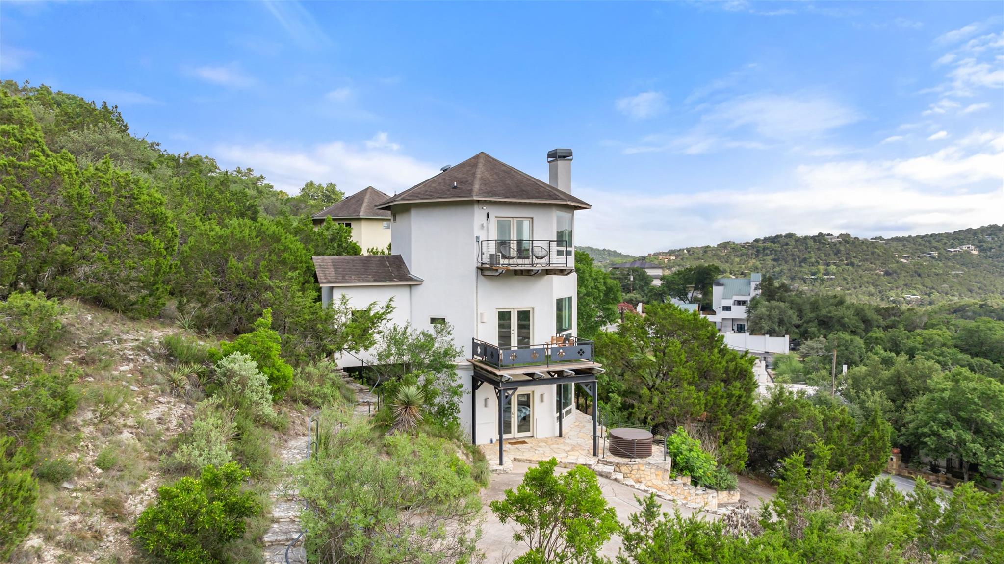 5312 Scenic View DR