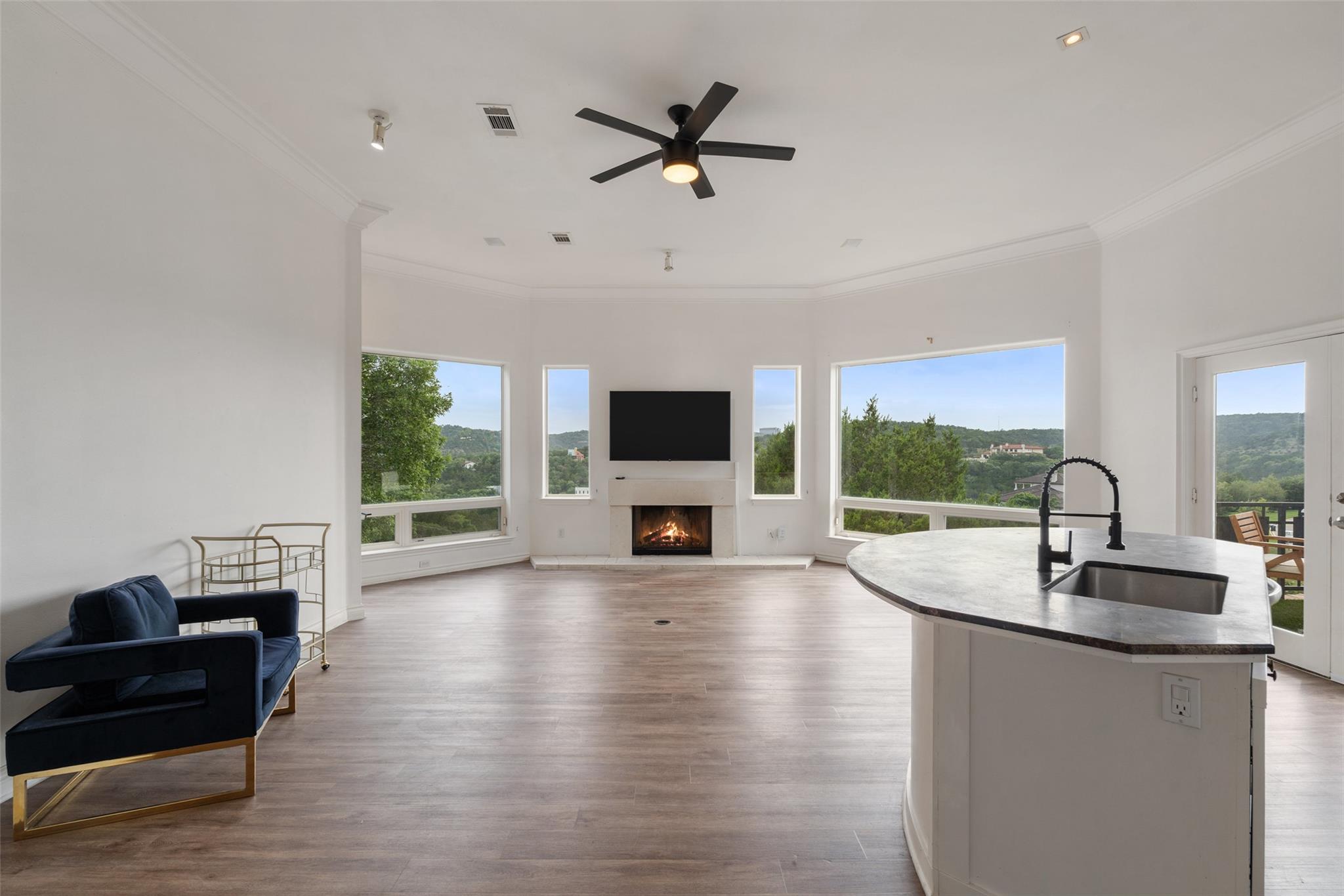 5312 Scenic View DR