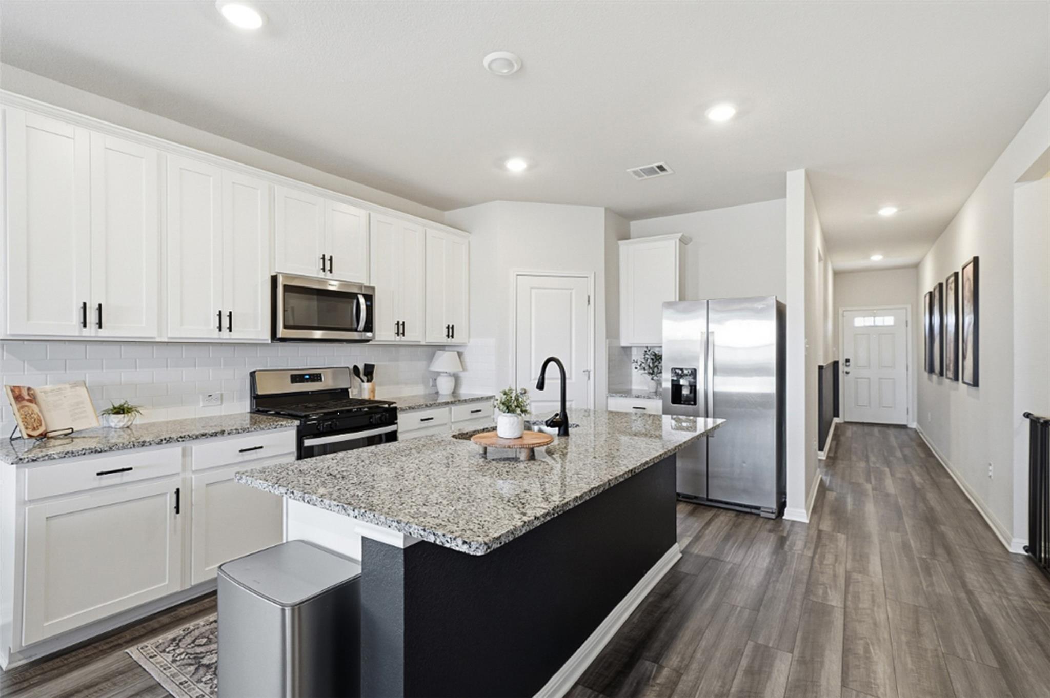 111 Granite Dome DR