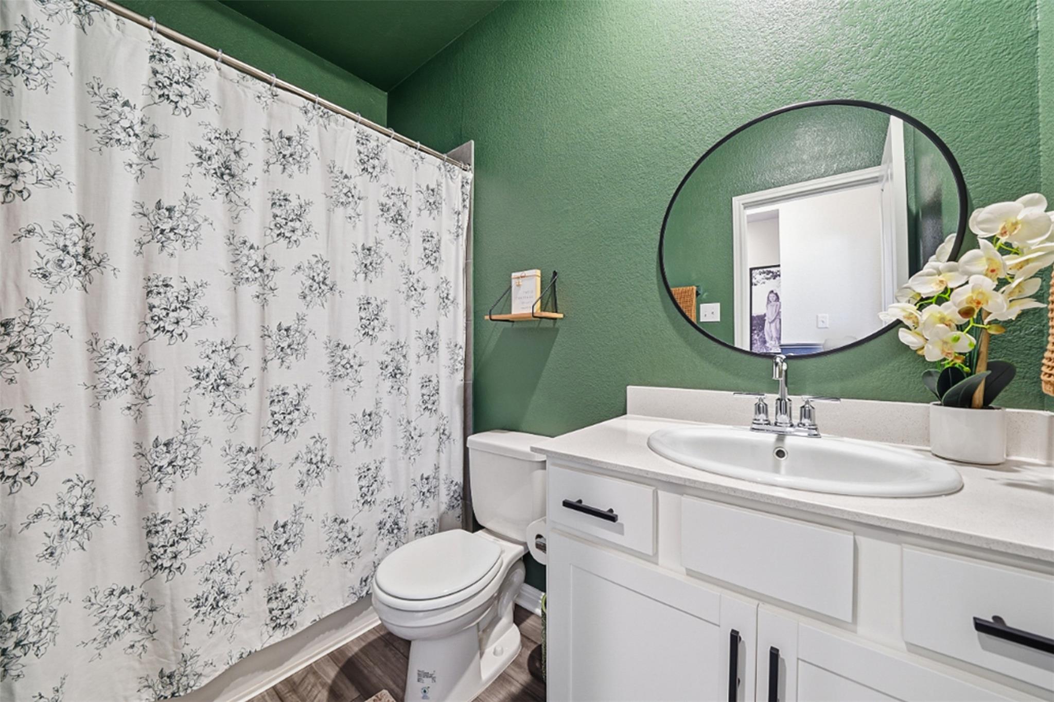111 Granite Dome DR