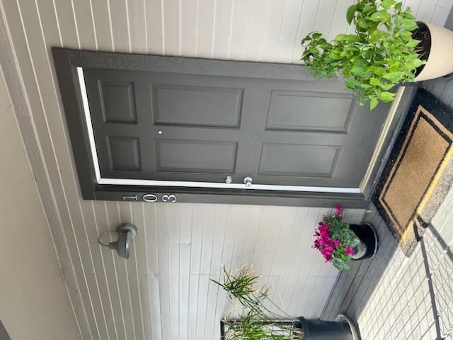 1704 Enfield RD # 103