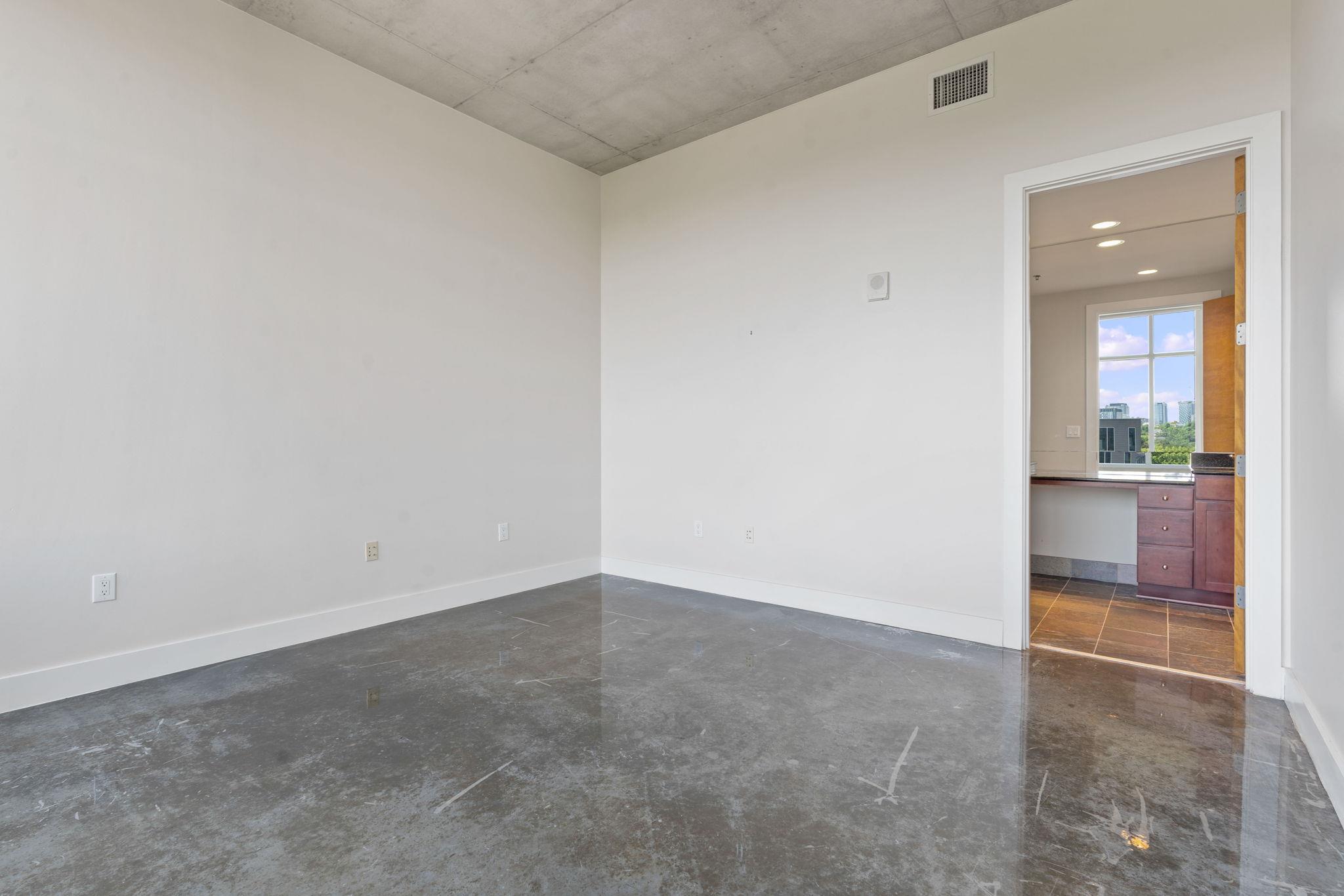 800 W 5th ST # 702