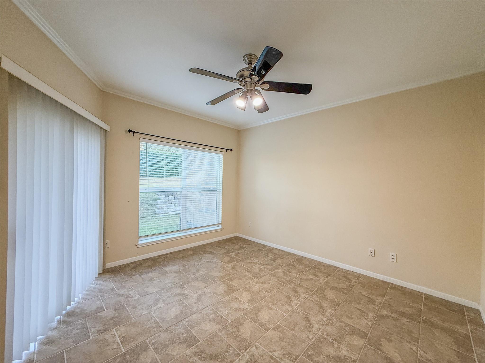 2450 Wickersham LN # 103