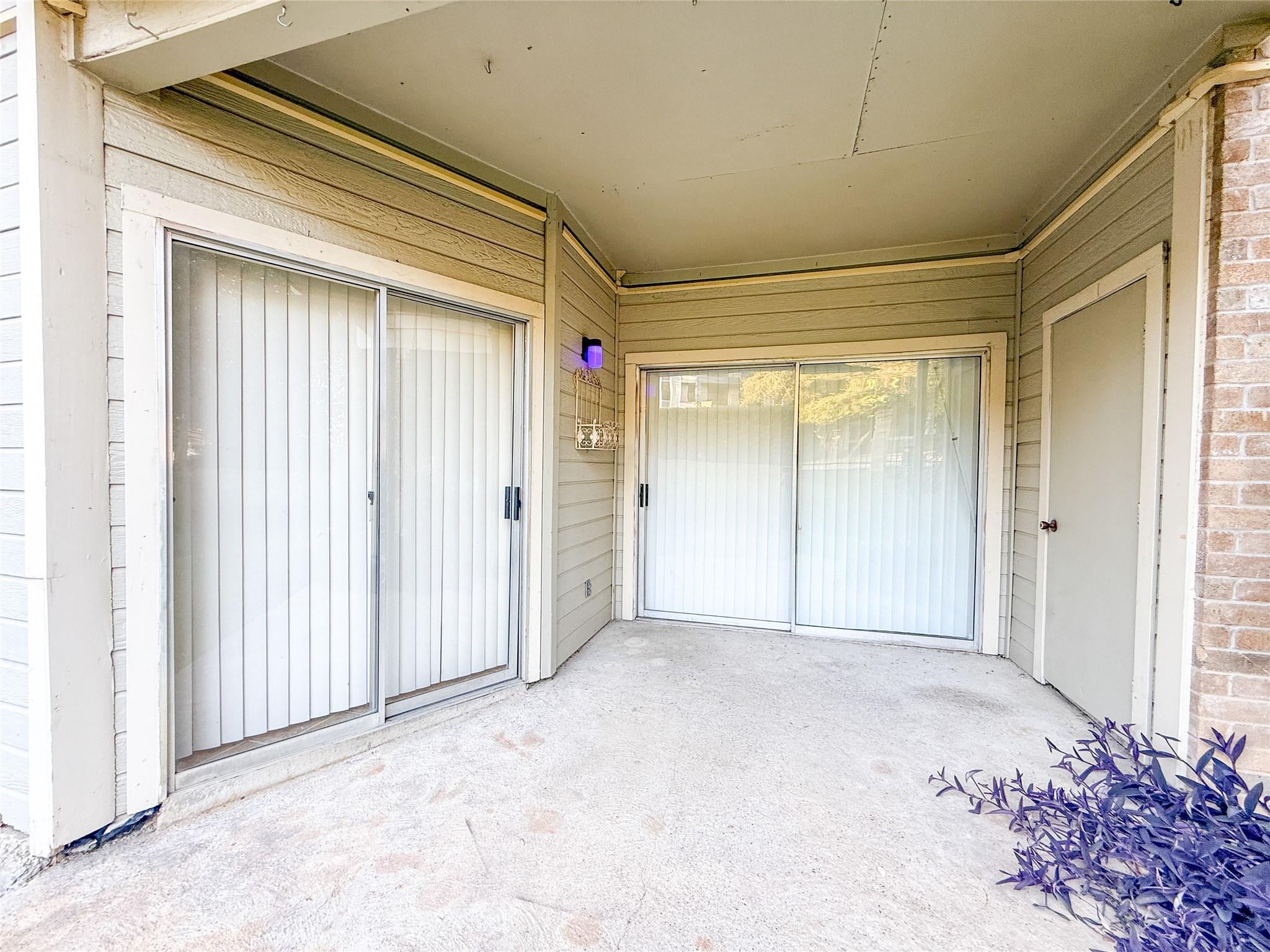 2450 Wickersham LN # 103