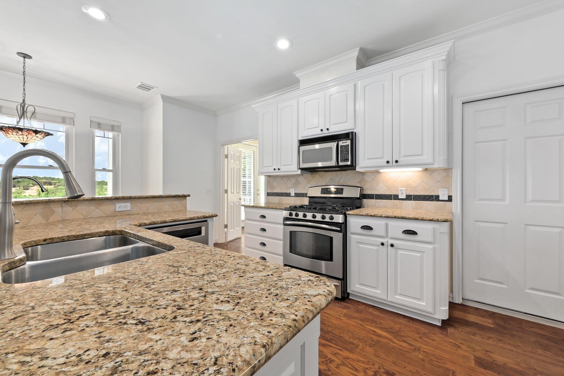 14425 Evergreen CV
