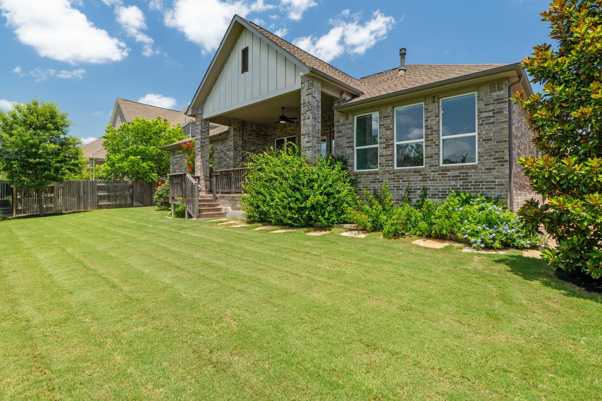 393 Stone River DR