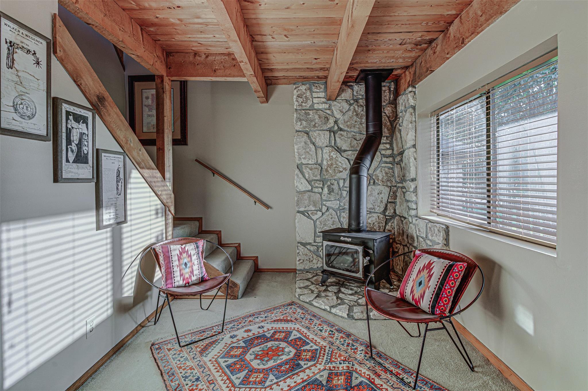 401 Lake Point DR