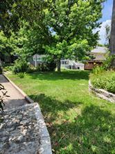 4419 Bellvue Ave
