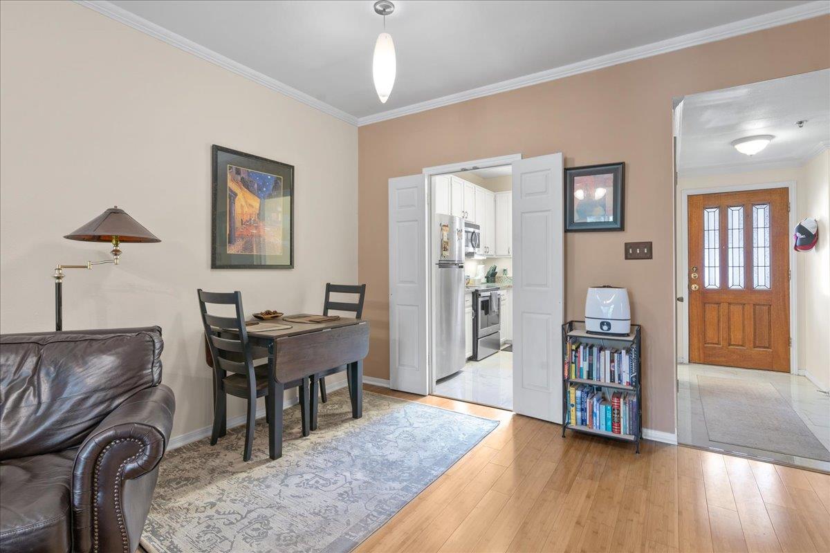 1741 Spyglass DR # 102 Unit: 2-102