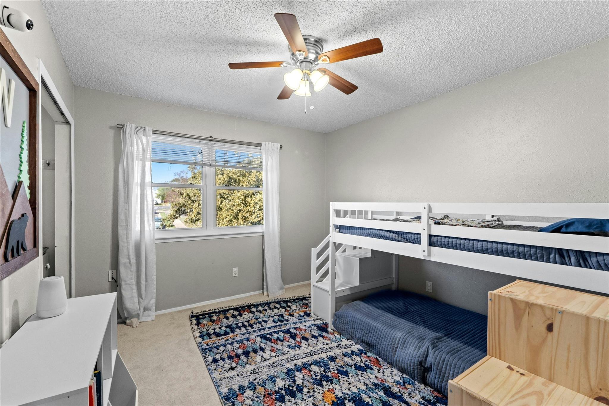 1010 Huntridge DR