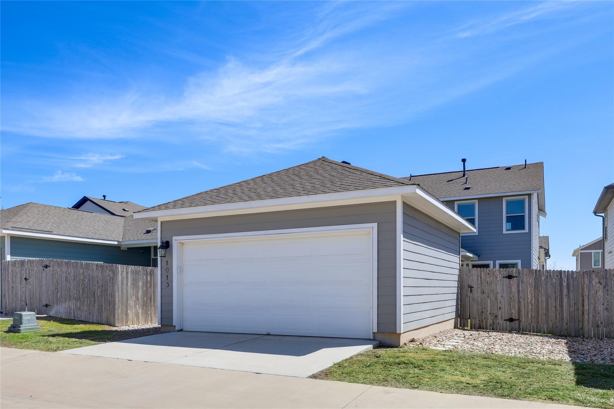 1913 Cypress Gate DR