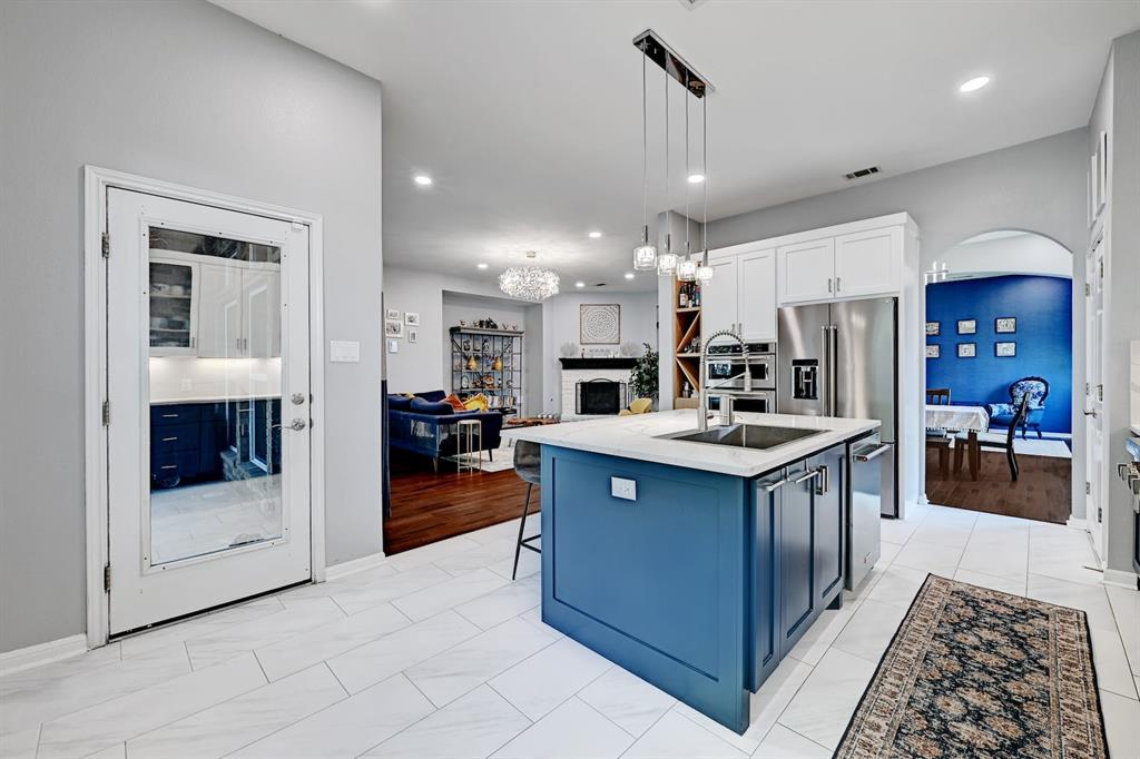 9621 Spanish Wells DR