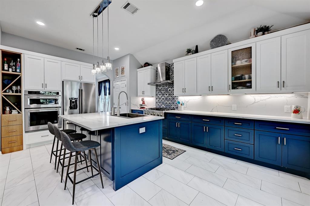 9621 Spanish Wells DR