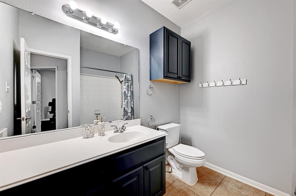 9621 Spanish Wells DR