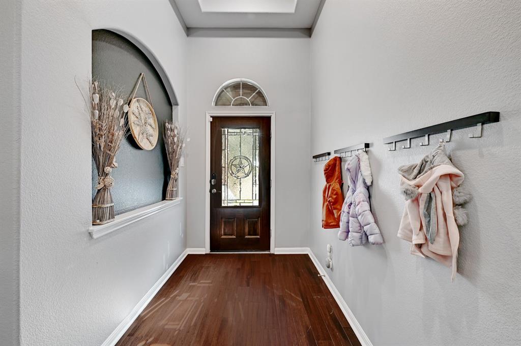 9621 Spanish Wells DR