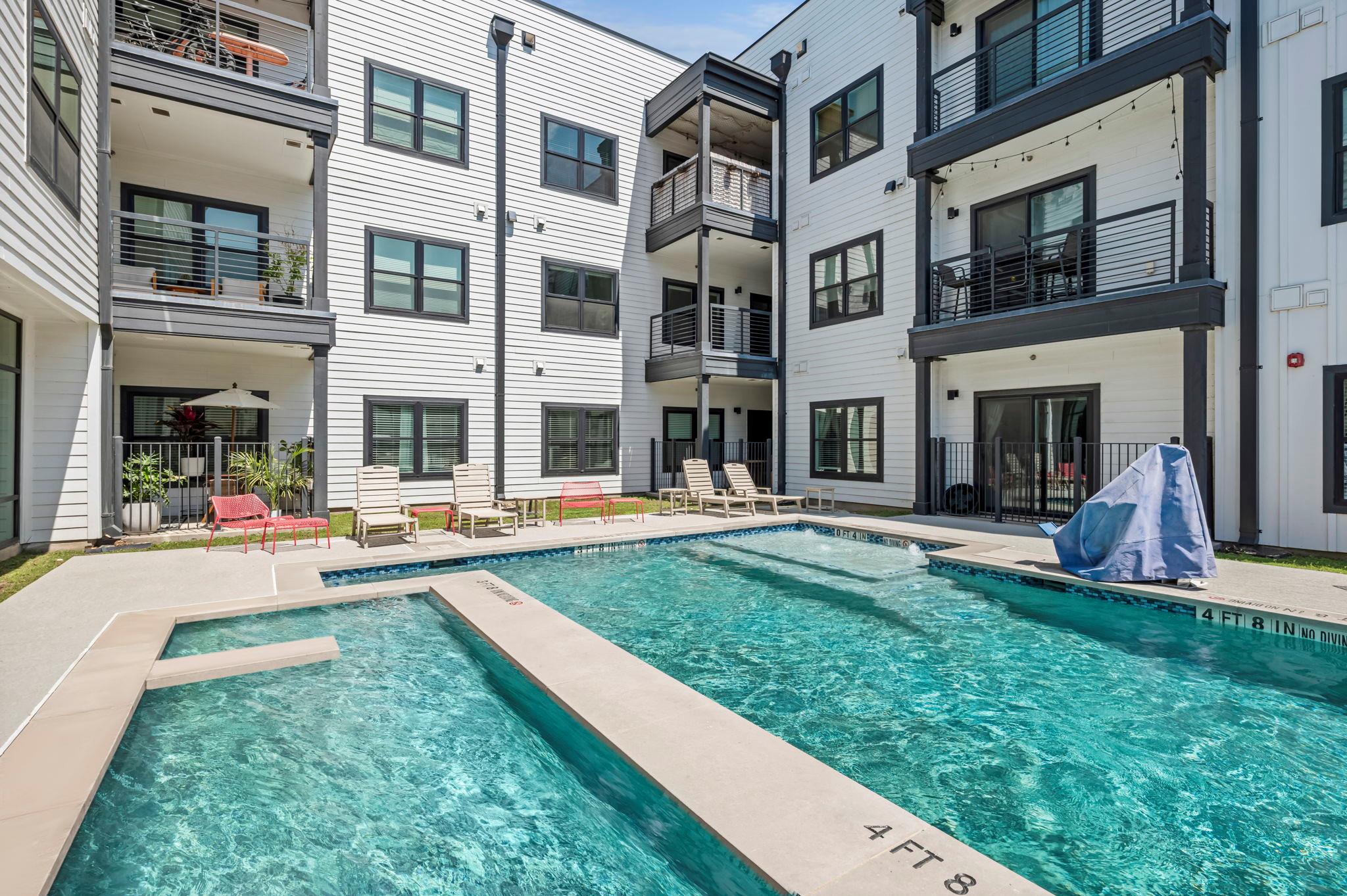 3101 Govalle Ave # 208