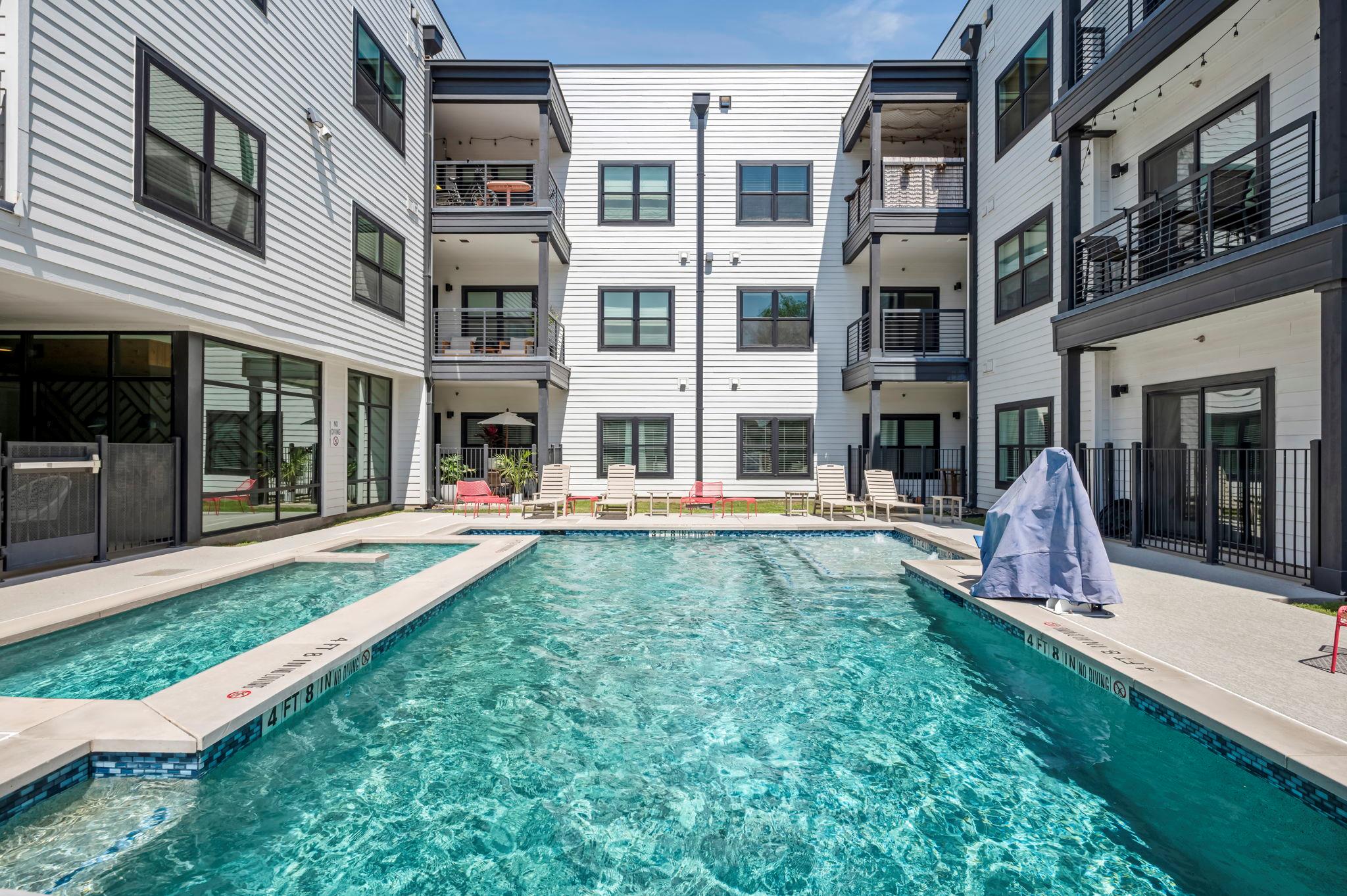 3101 Govalle Ave # 208