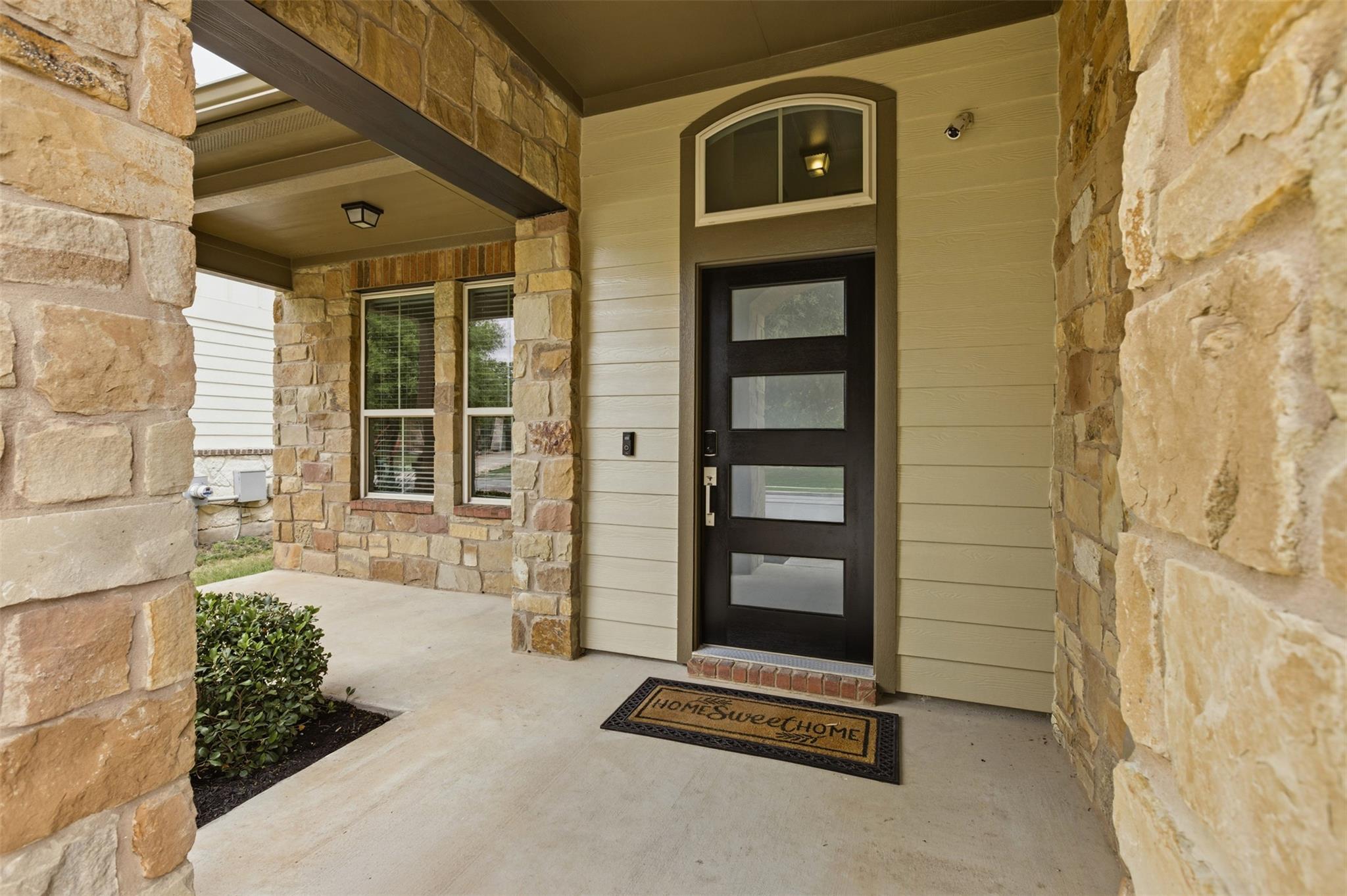 2004 Garretts WAY
