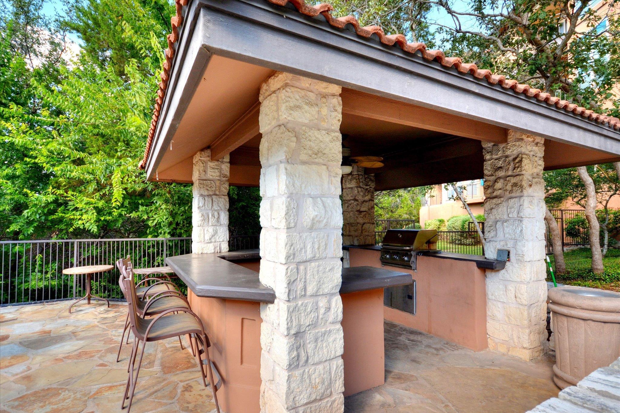 6000 Shepherd Mountain CV # 1805