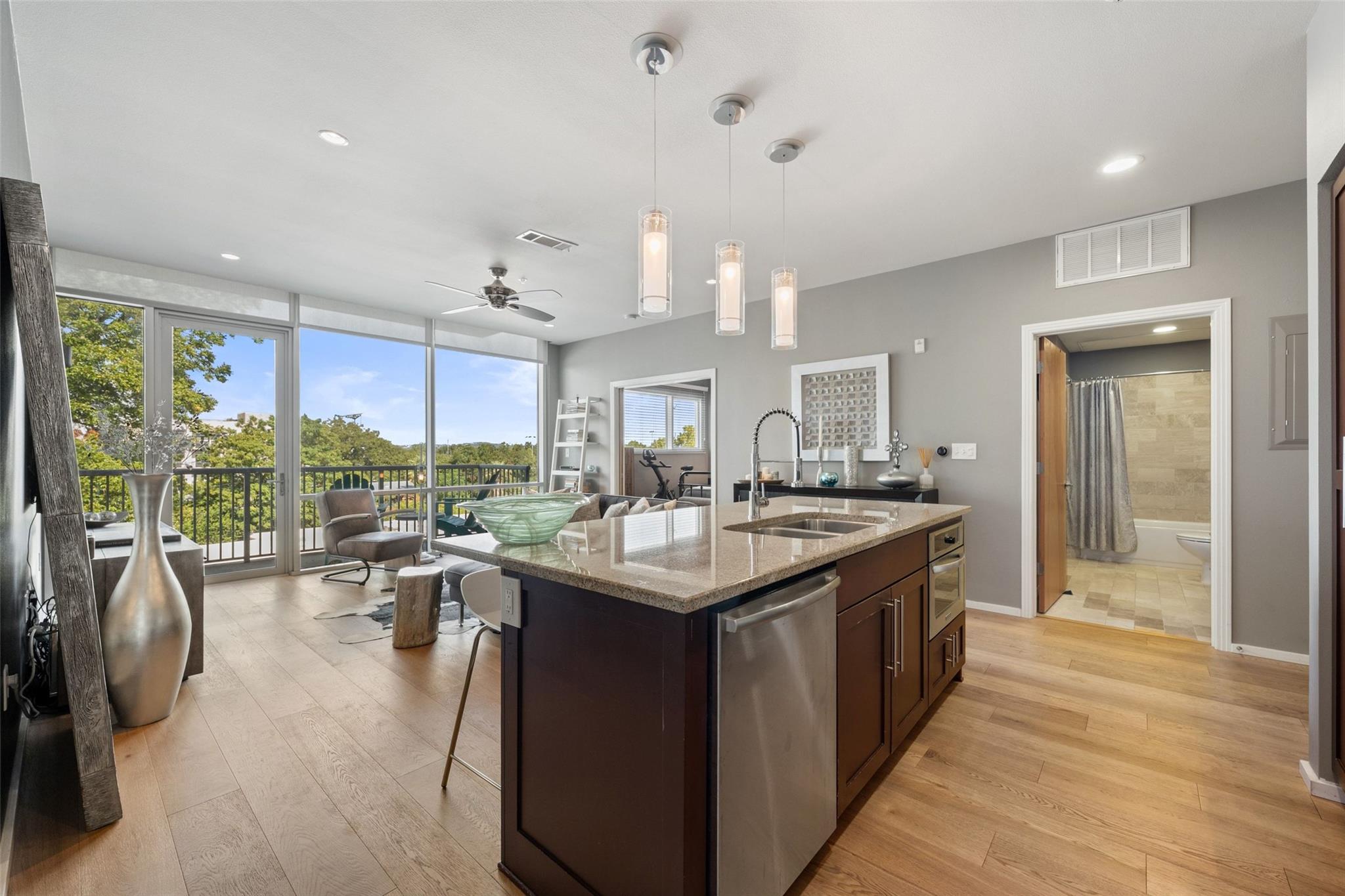 1600 Barton Springs RD # 1406