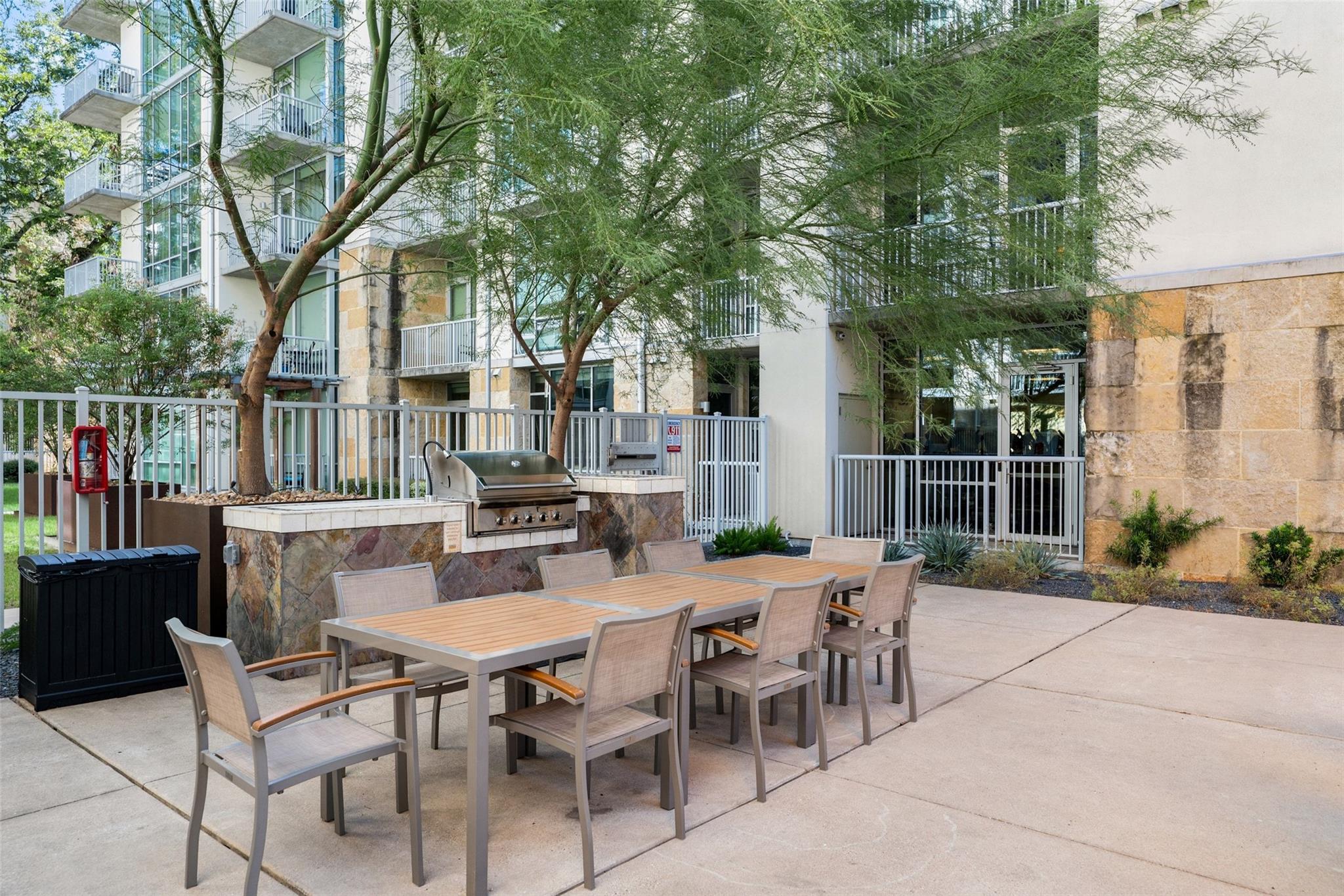 1600 Barton Springs RD # 1406