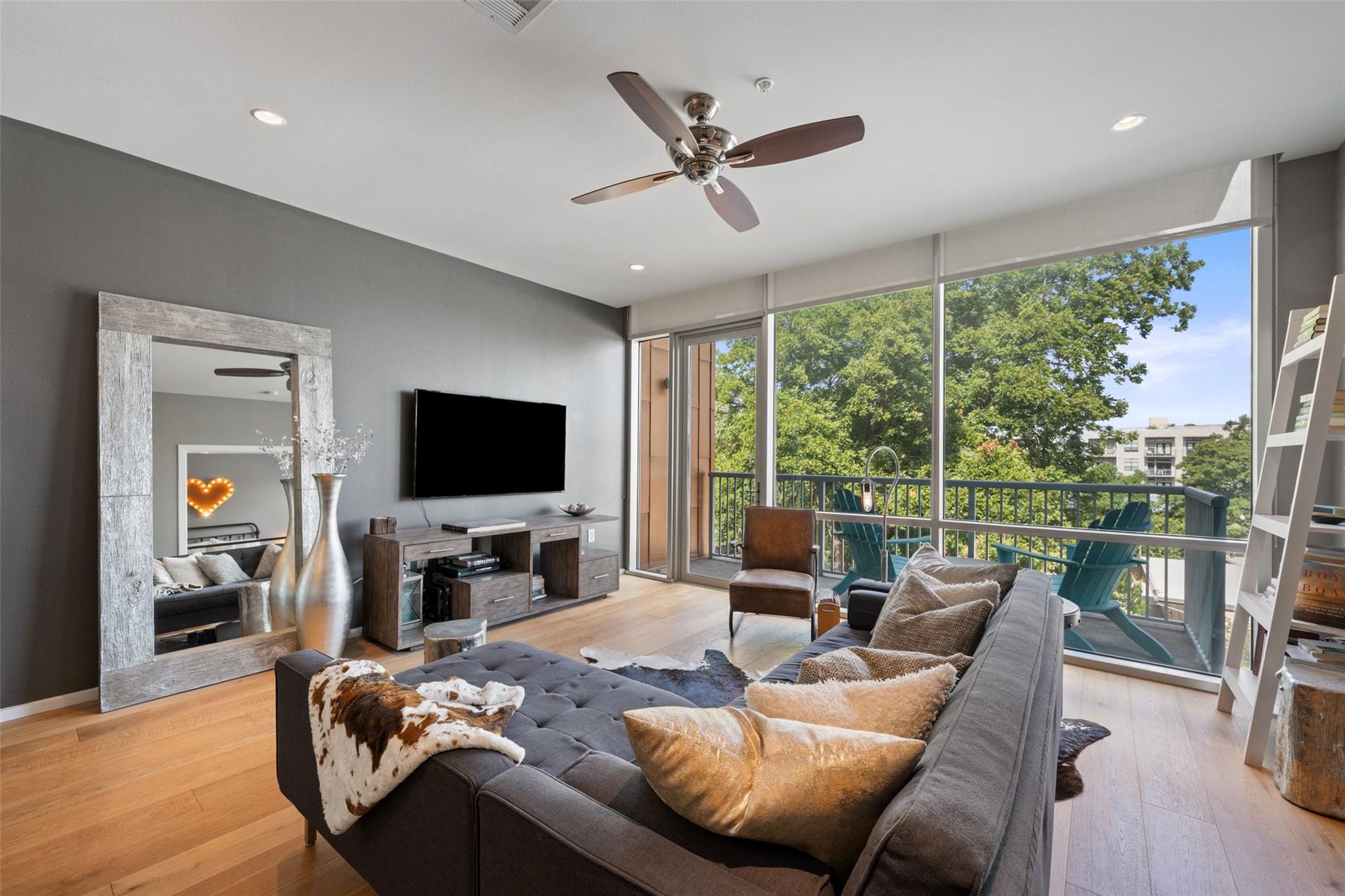 1600 Barton Springs RD # 1406