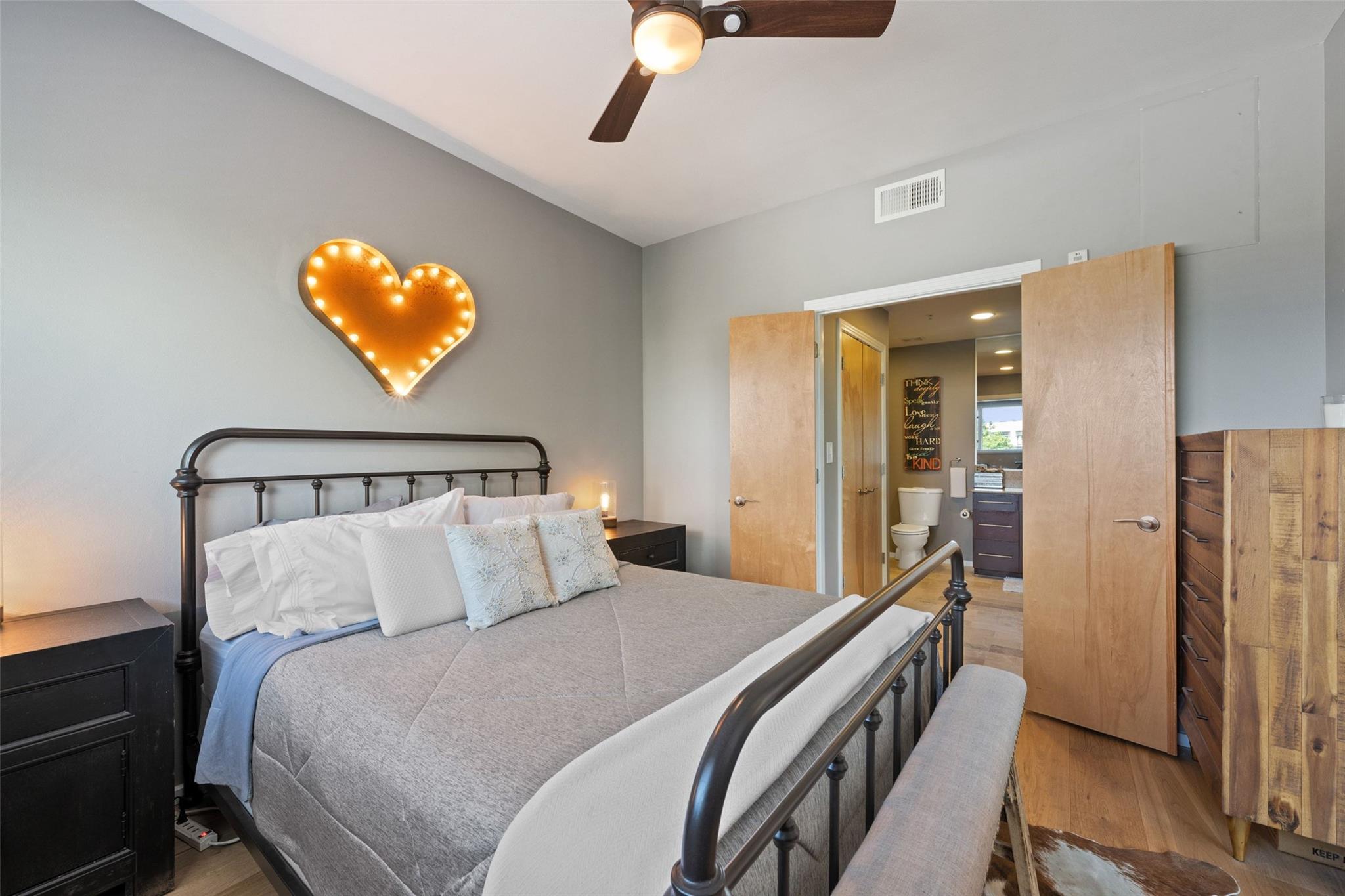 1600 Barton Springs RD # 1406