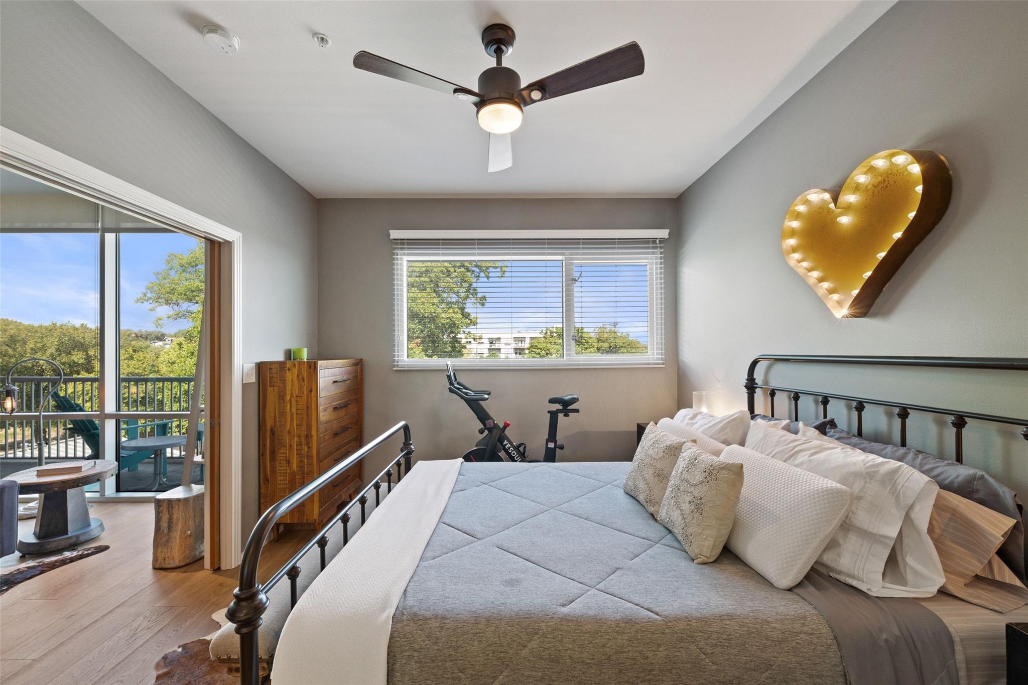1600 Barton Springs RD # 1406