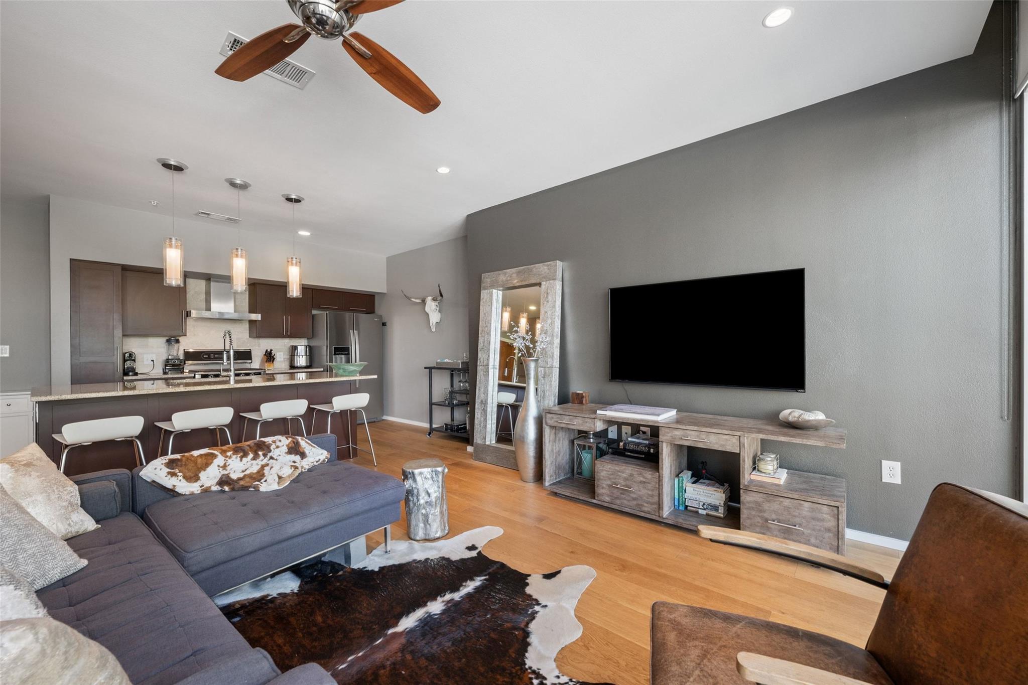 1600 Barton Springs RD # 1406