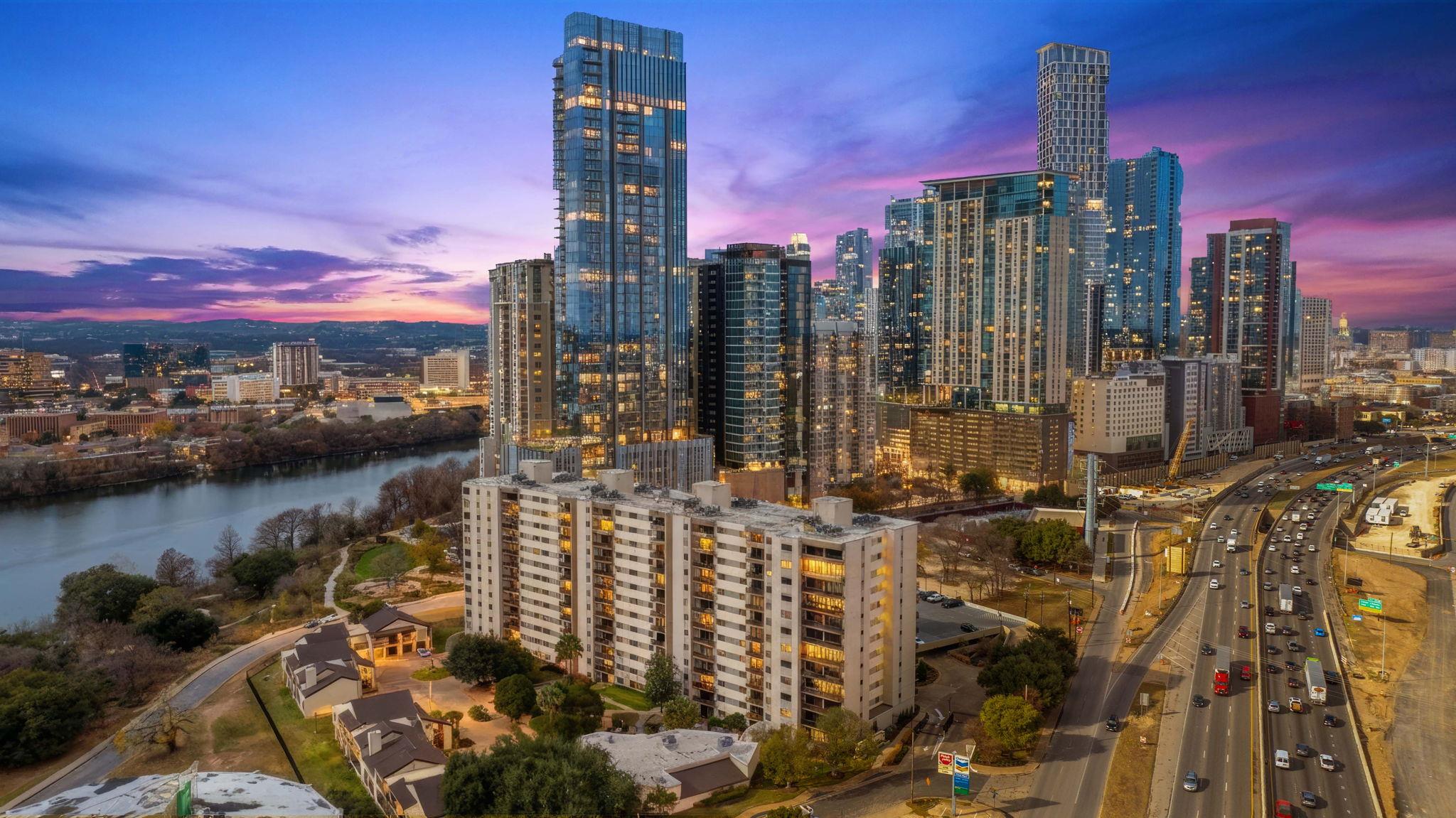 40 N Interstate 35 Highway Unit: 10B4