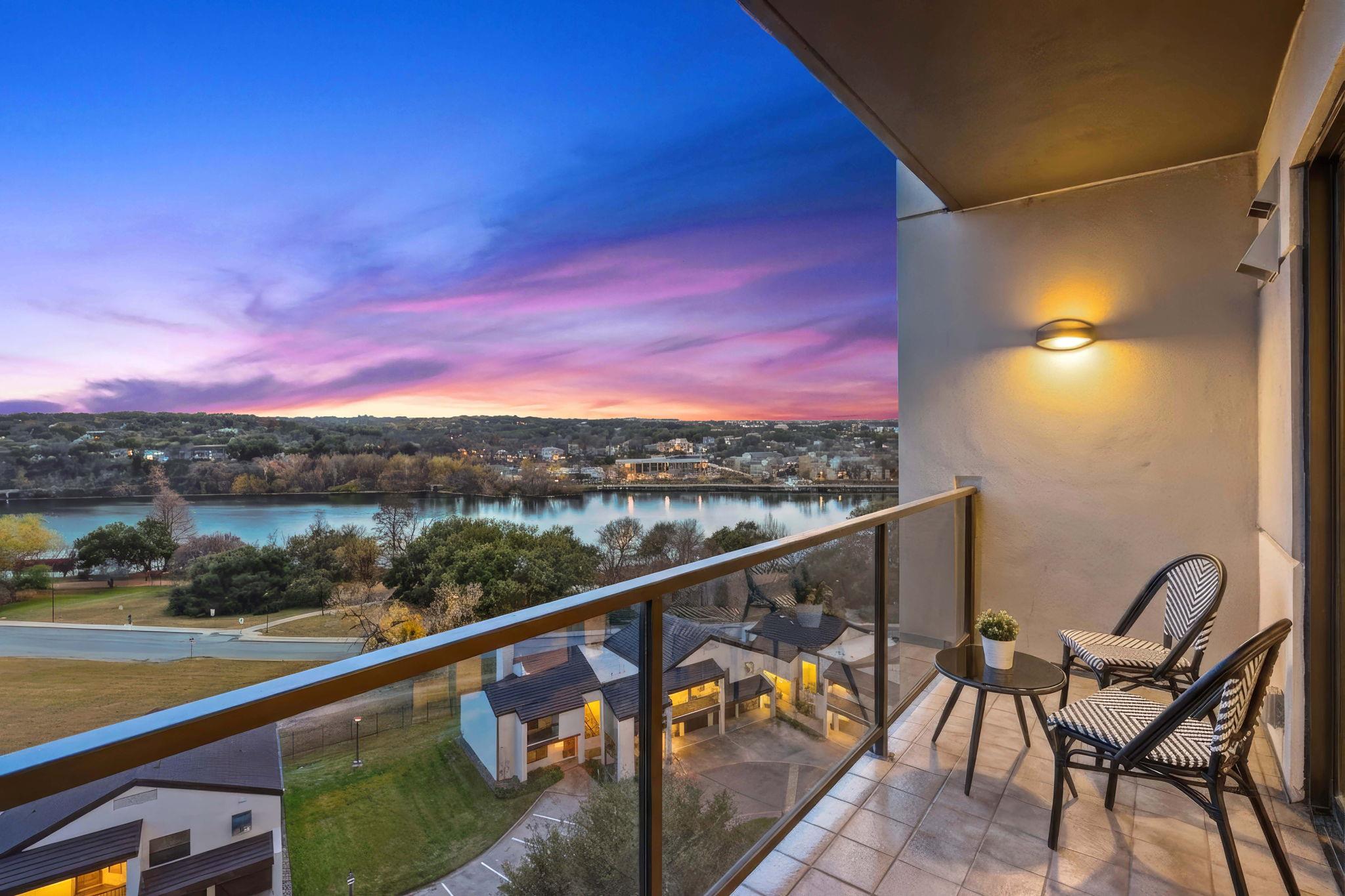 40 N Interstate 35 Highway Unit: 10B4