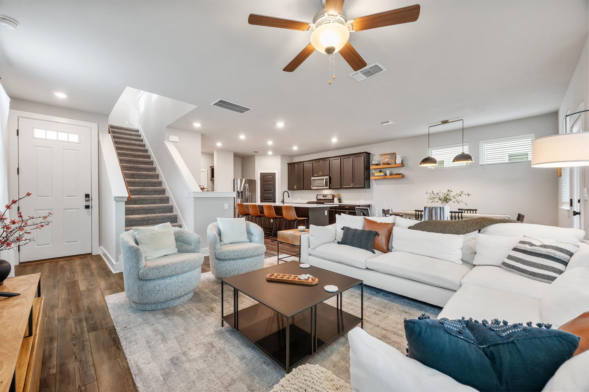 7108 Guastavino CT