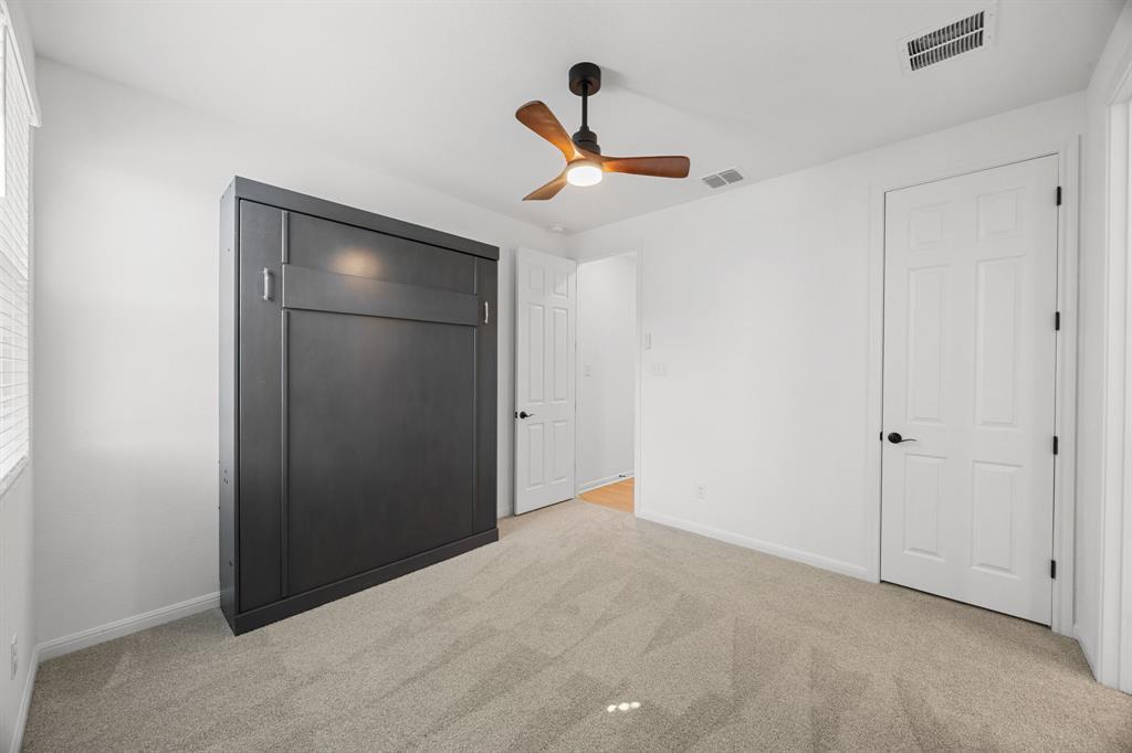 191 Silverton LN