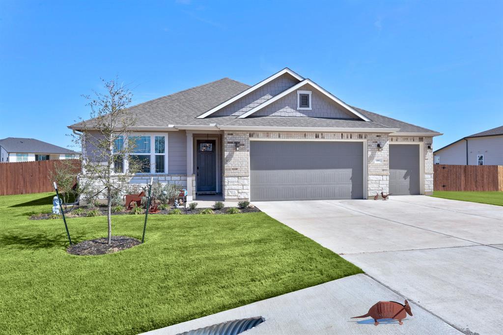 191 Silverton LN