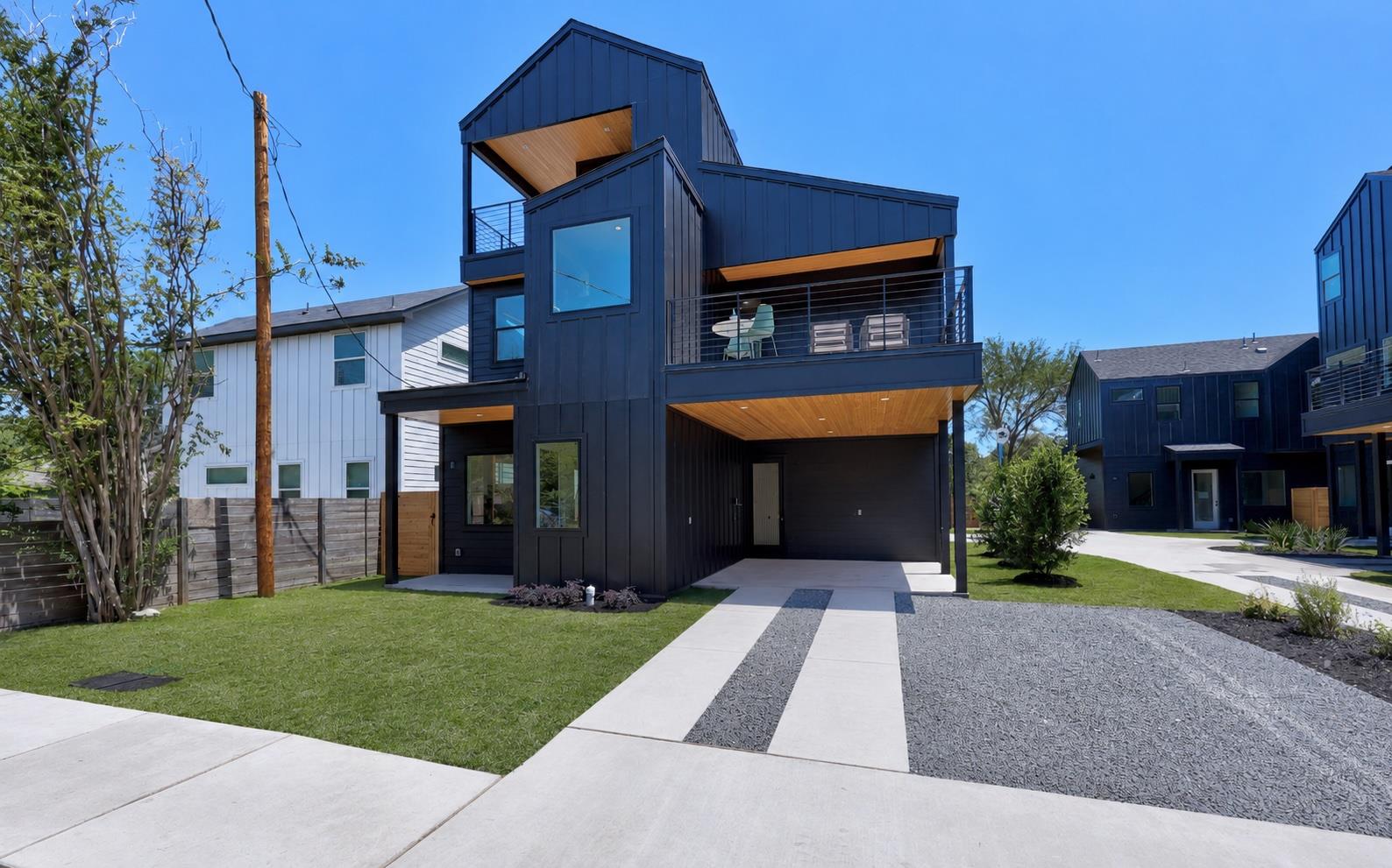 6500 Porter ST