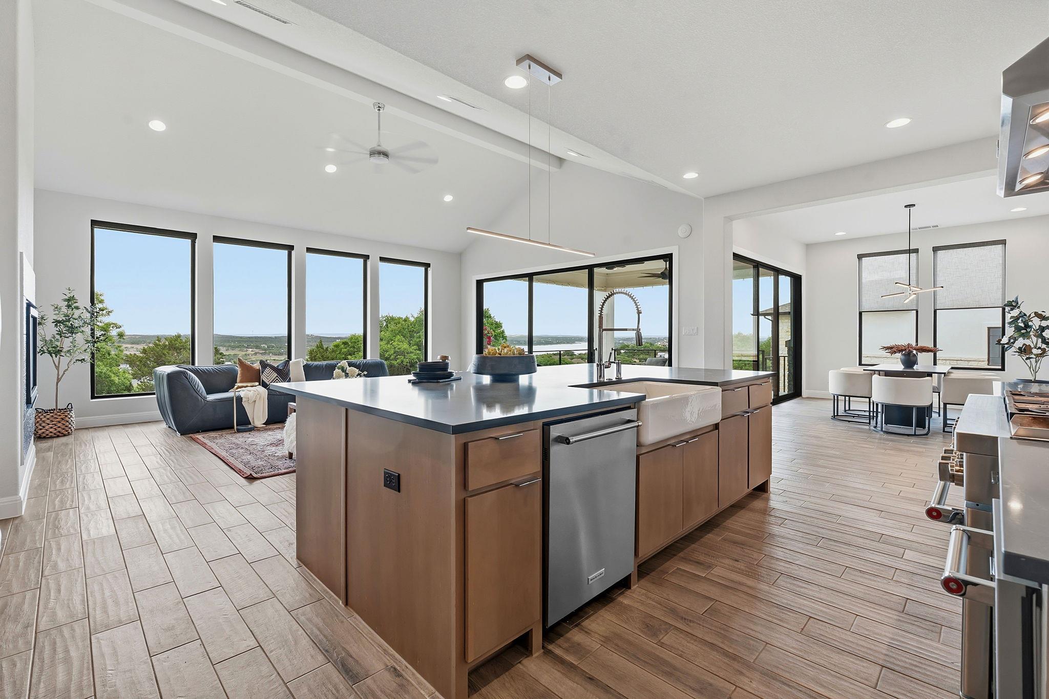 2414 Sunset Vista CIR # 32